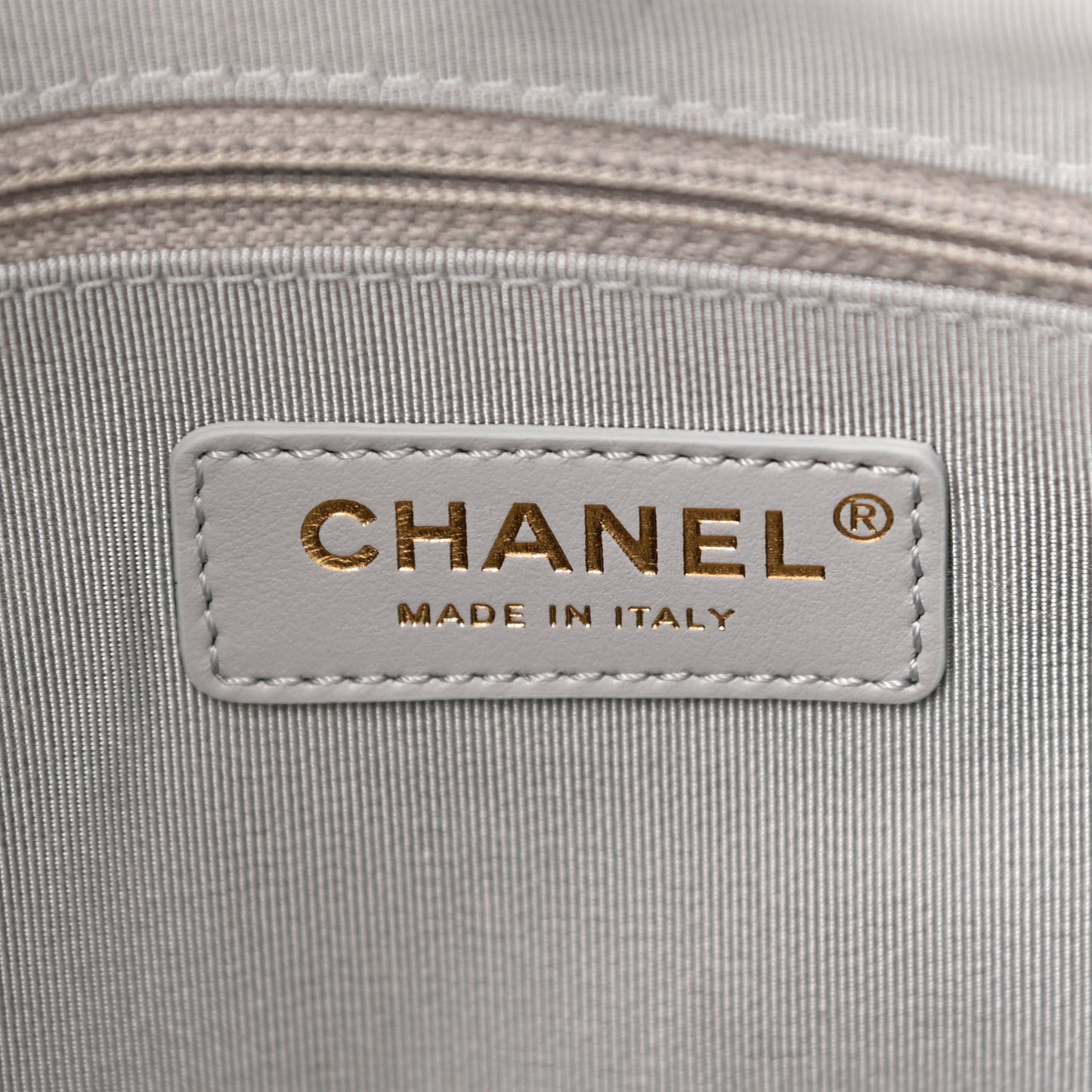Caviar Quilted City Walk Hobo Light Grey