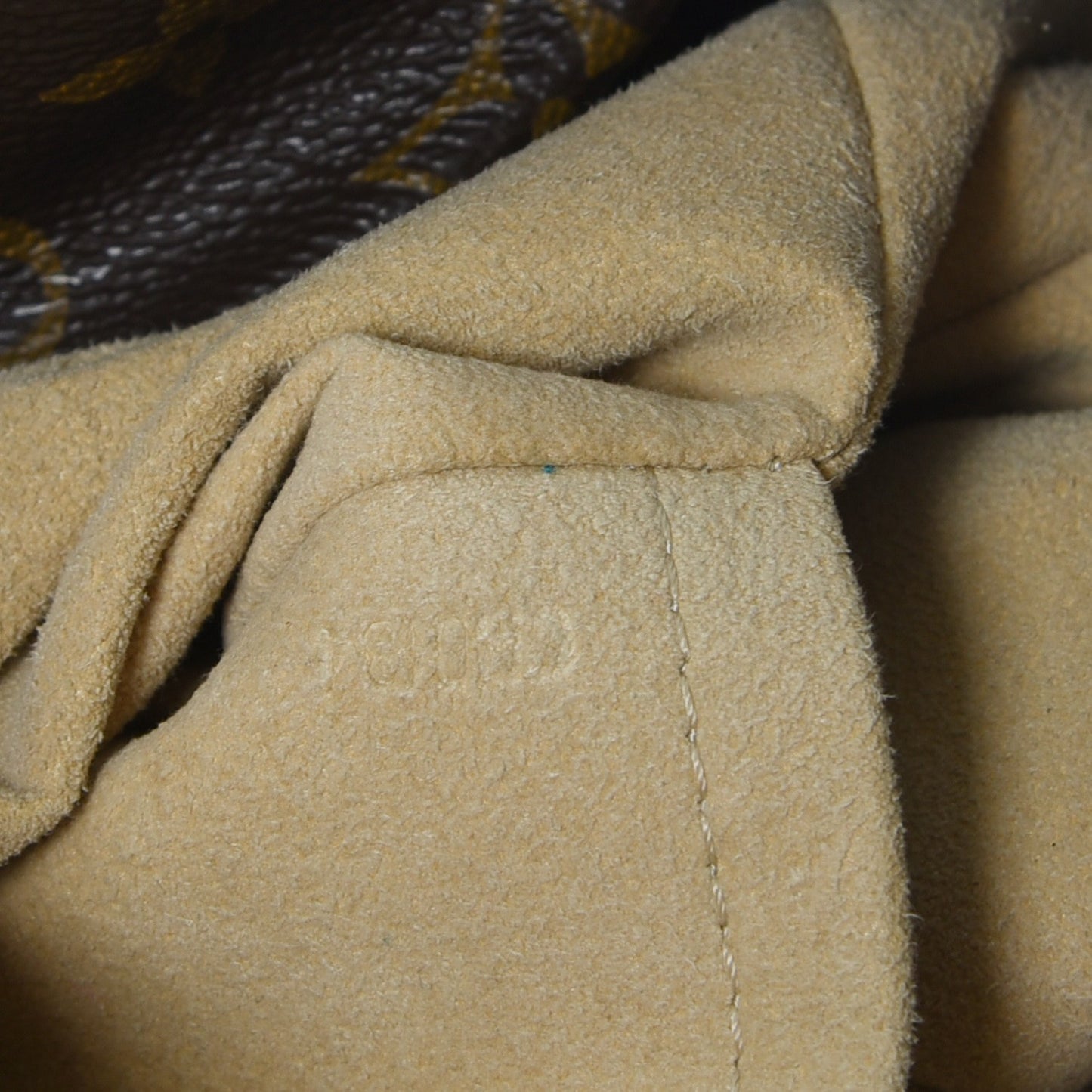 Monogram Artsy MM