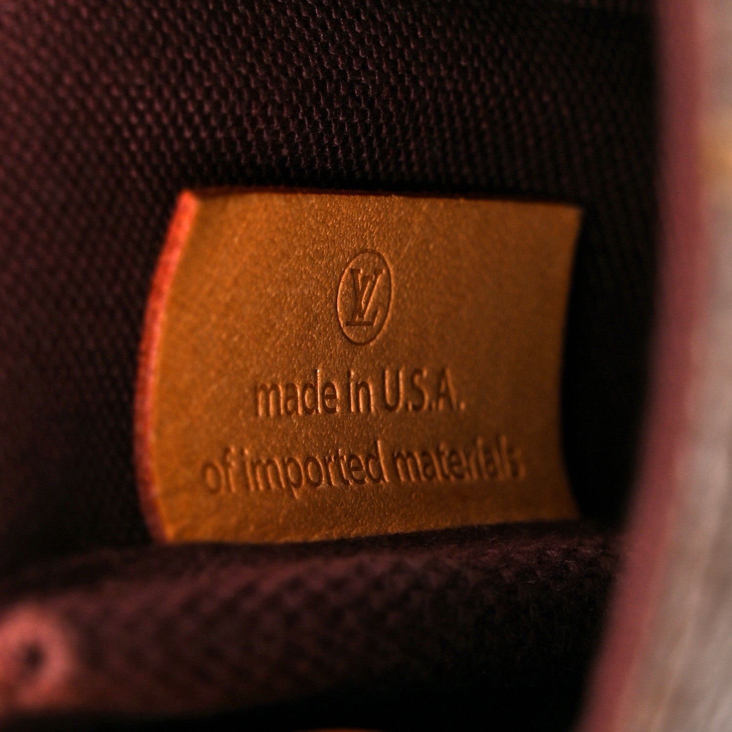 Louis Vuitton Monogram Favorite PM 7 of 12