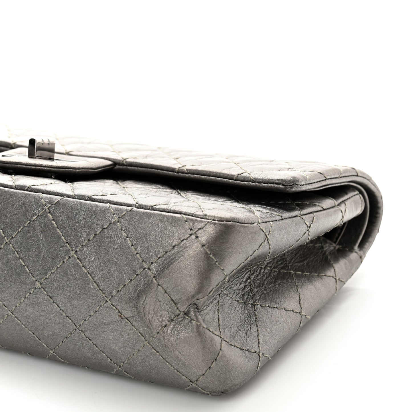 Metallic Aged Calfskin 2.55 Reissue 225 Flap Silver