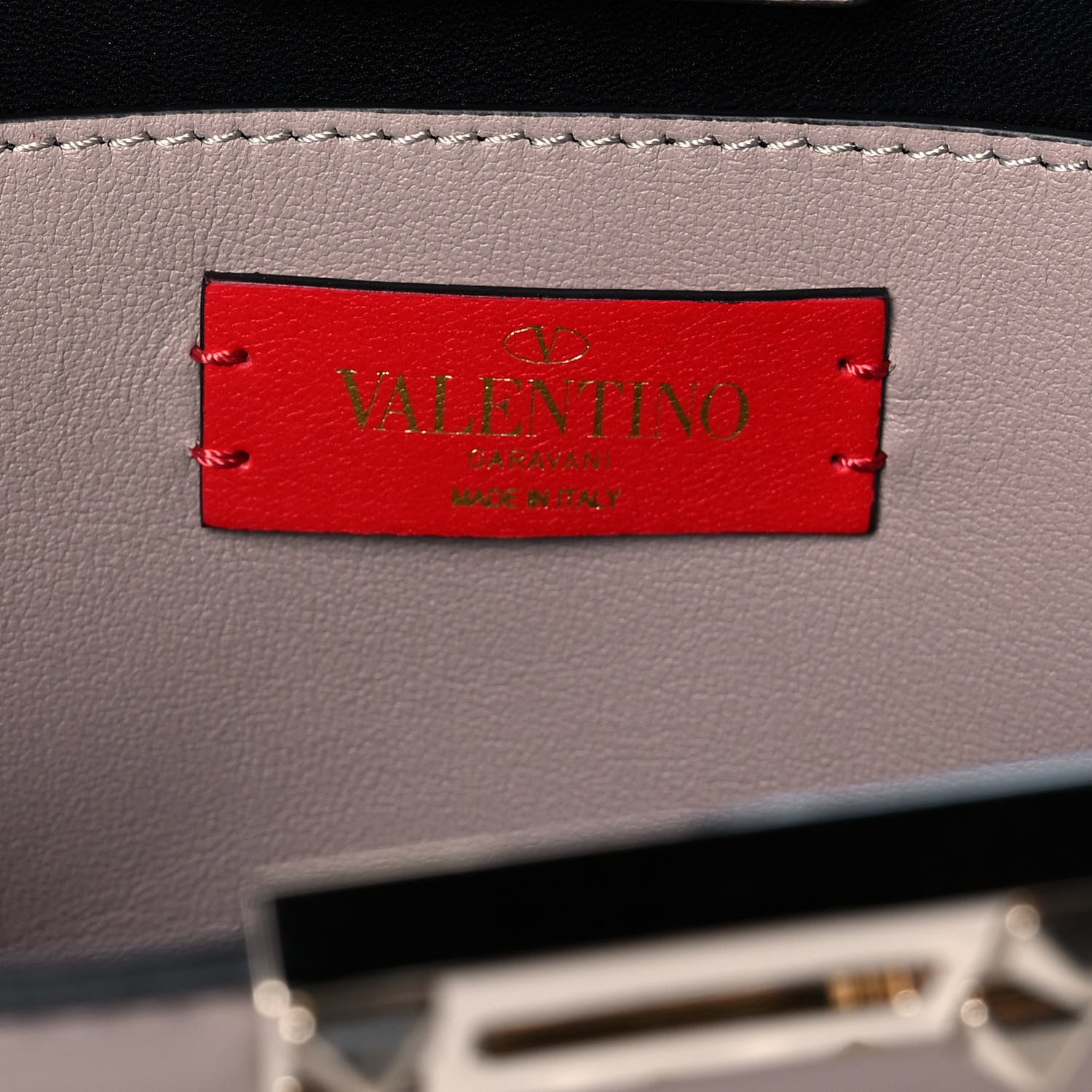 Valentino Garavani Vitello Rockstud Chain Clutch Poudre 6 of 10