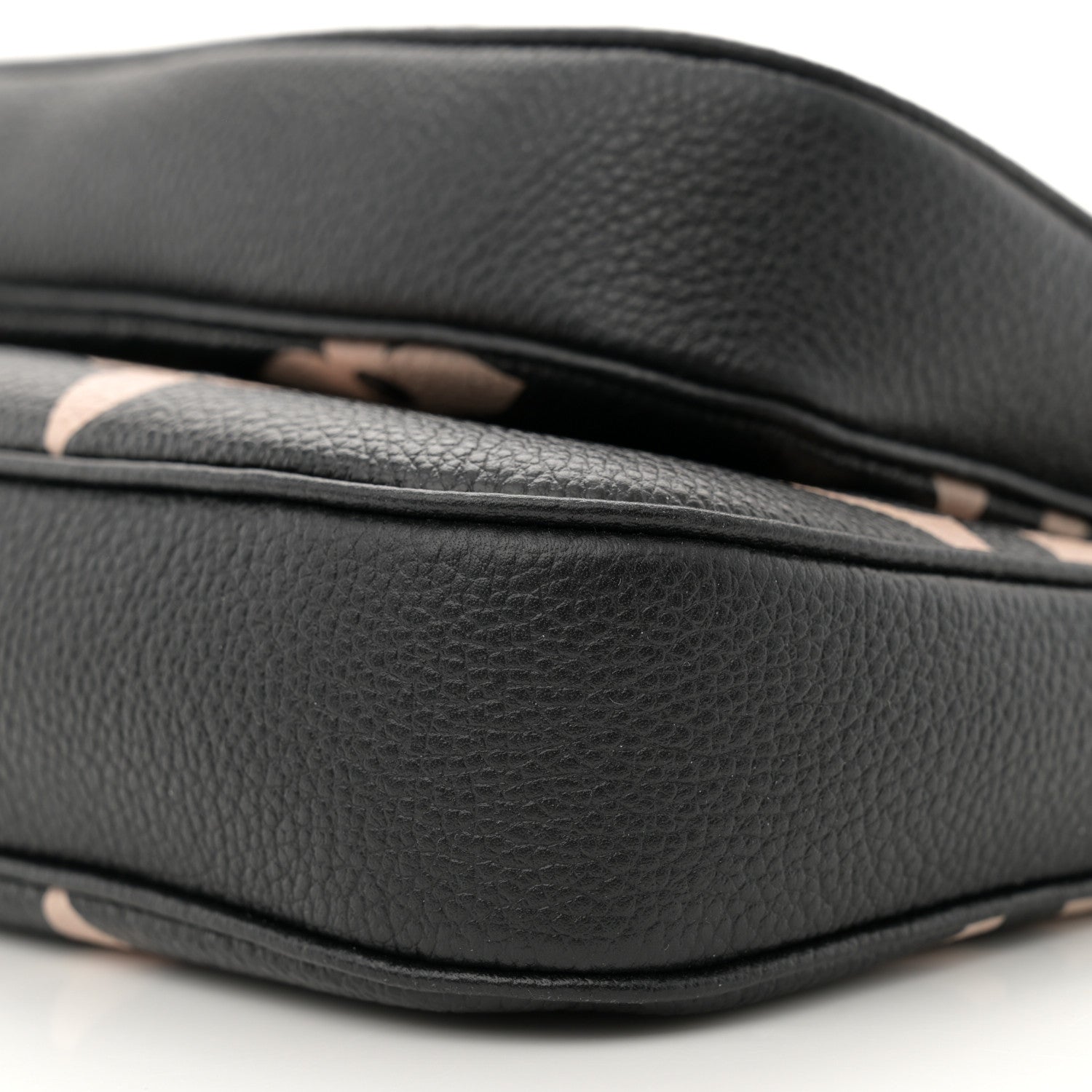 Louis Vuitton Empreinte Monogram Giant Multi Pochette Accessories Black Beige 10 of 10