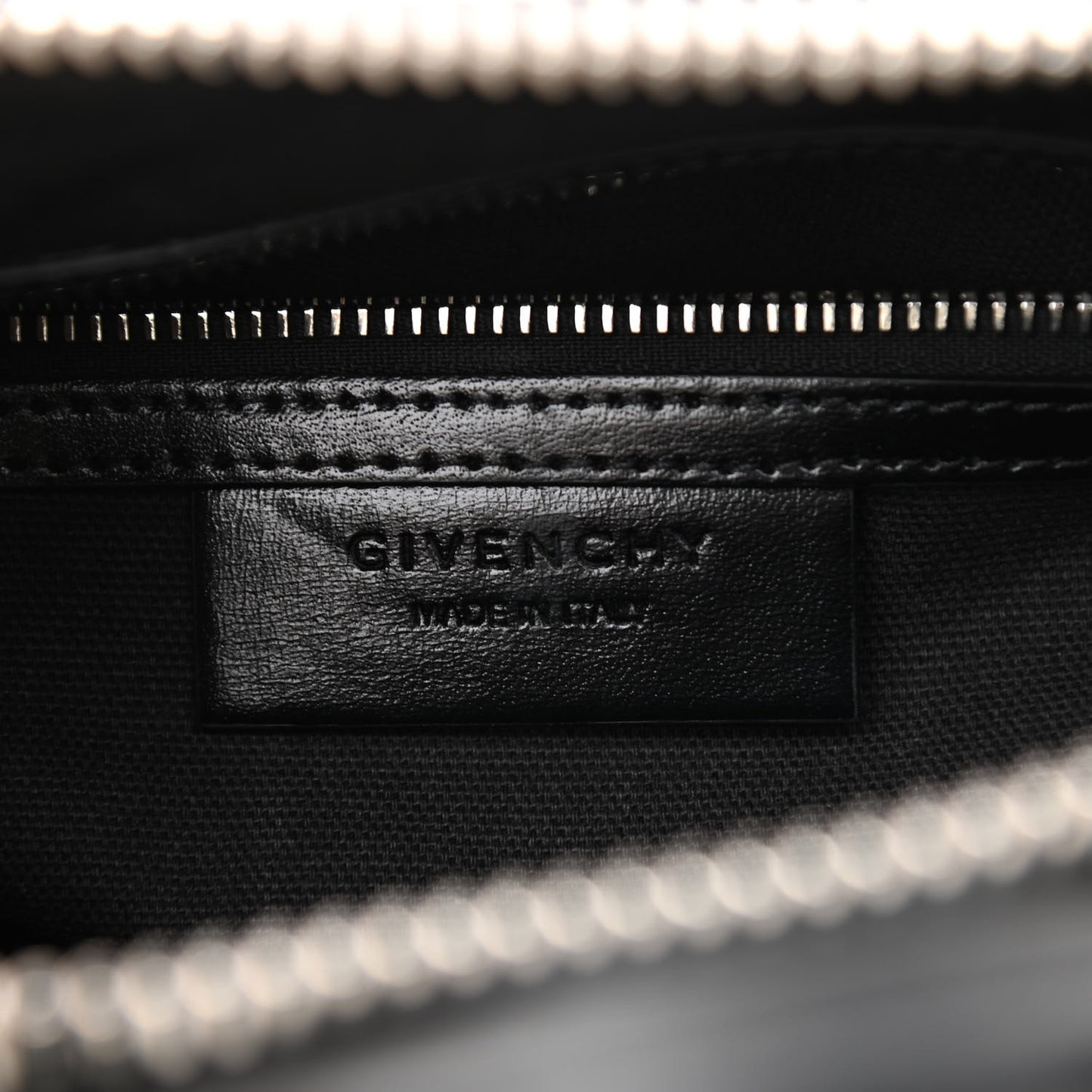 Shiny Lord Calfskin Mini Antigona Black