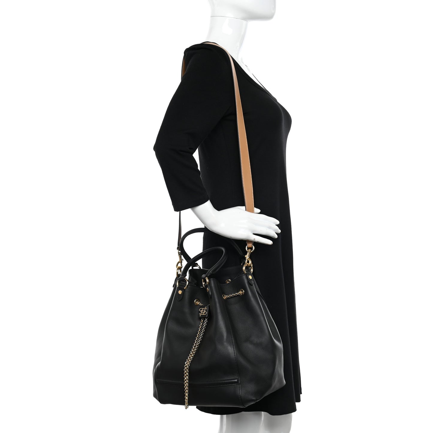 Vitello Grace King Karligraphy Chain Bucket Bag Black Bisquit