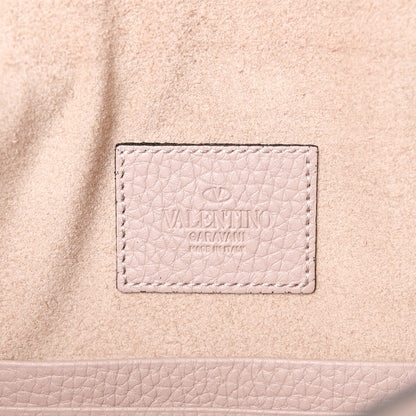 Valentino Garavani Pebbled Calfskin Large Rockstud Envelope Clutch Poudre 6 of 10