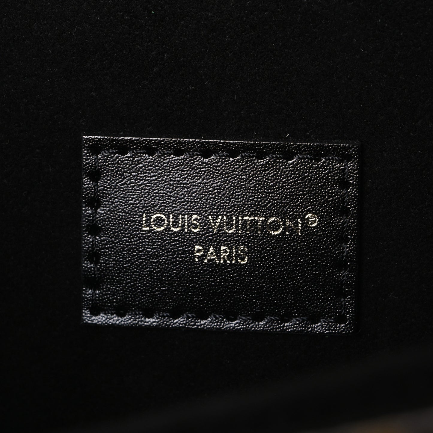 Reverse Monogram Pochette Metis