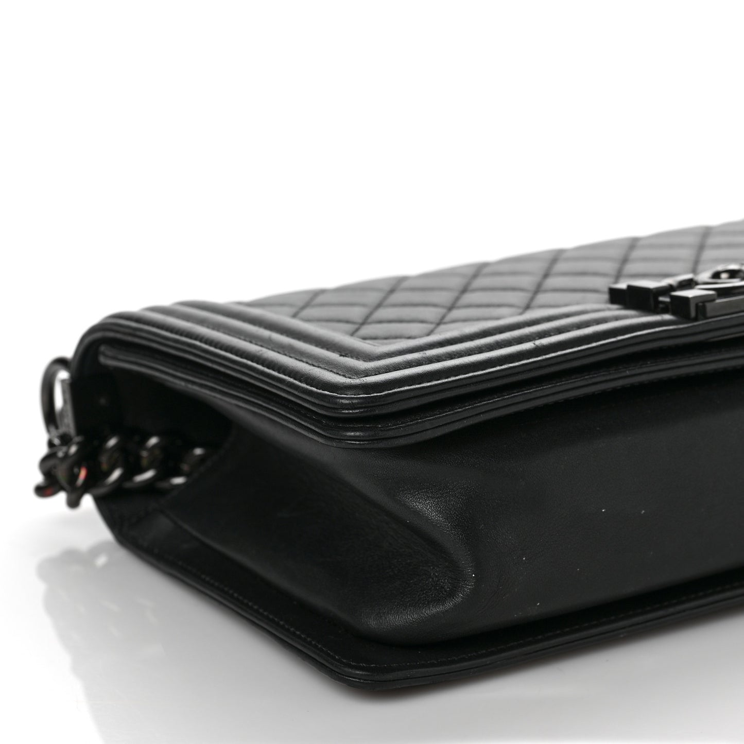 Calfskin Quilted Medium Boy Flap So Black