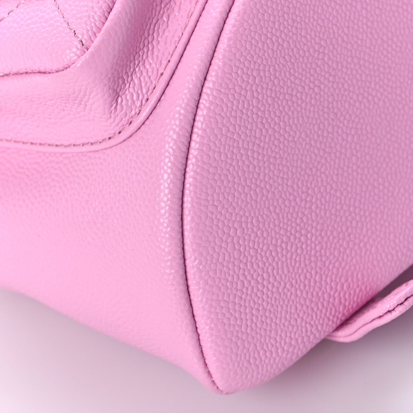 Shiny Caviar Quilted Small Duma Pockets Drawstring Backpack Lilac