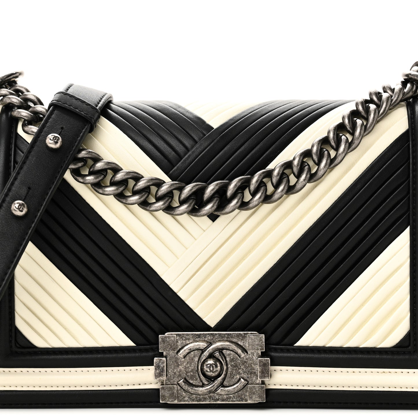 Calfskin Pleated Medium Boy In Rome Flap Black White
