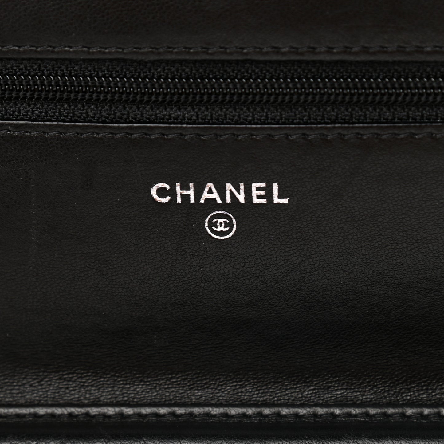 Lambskin Quilted Wallet On Chain WOC Black