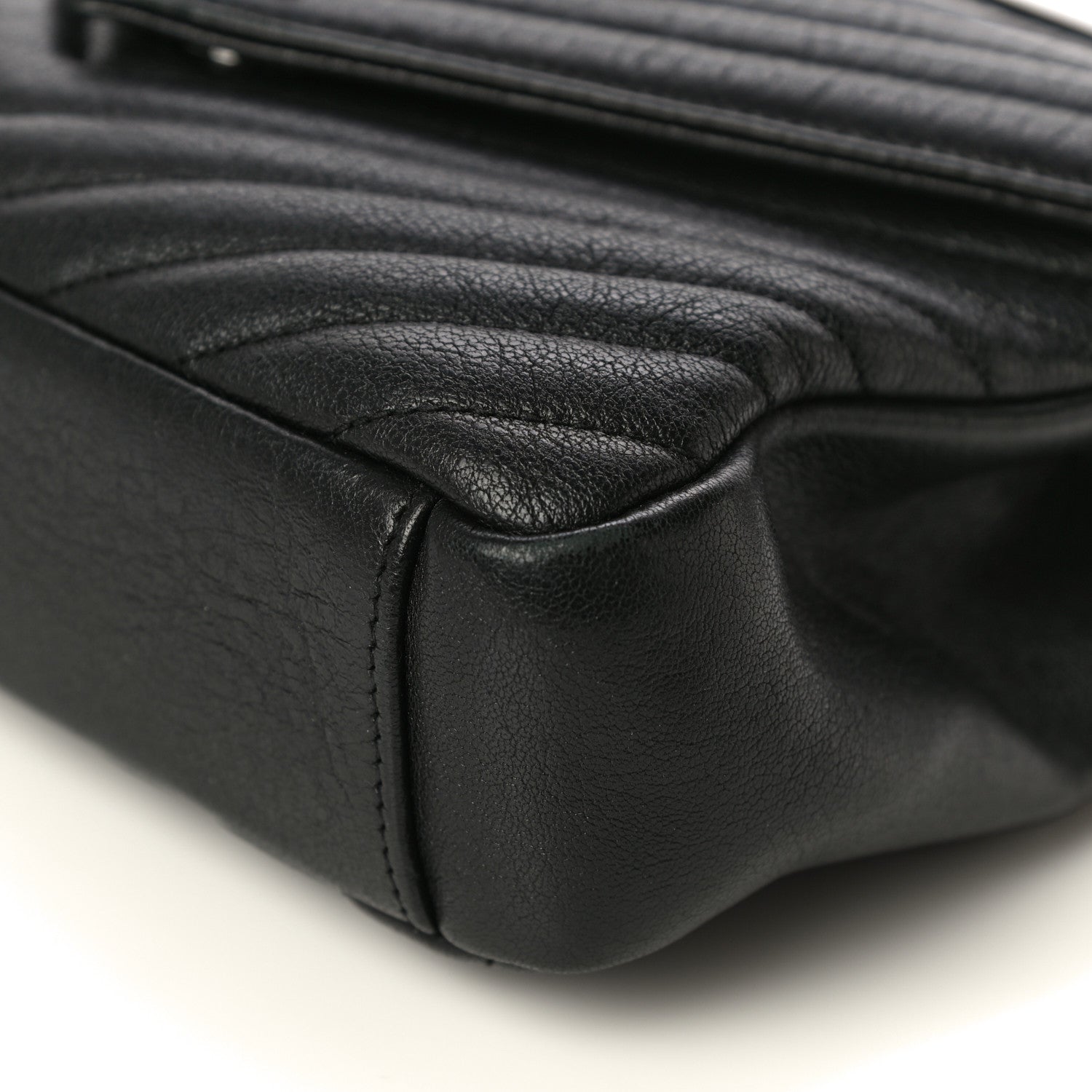 Saint Laurent Sheepskin Matelasse Chevron Monogram Medium College Bag Black 10 of 20