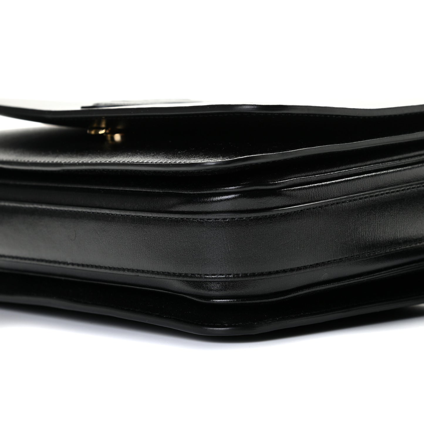 Calfskin Medium Le 61 Shoulder Bag Black