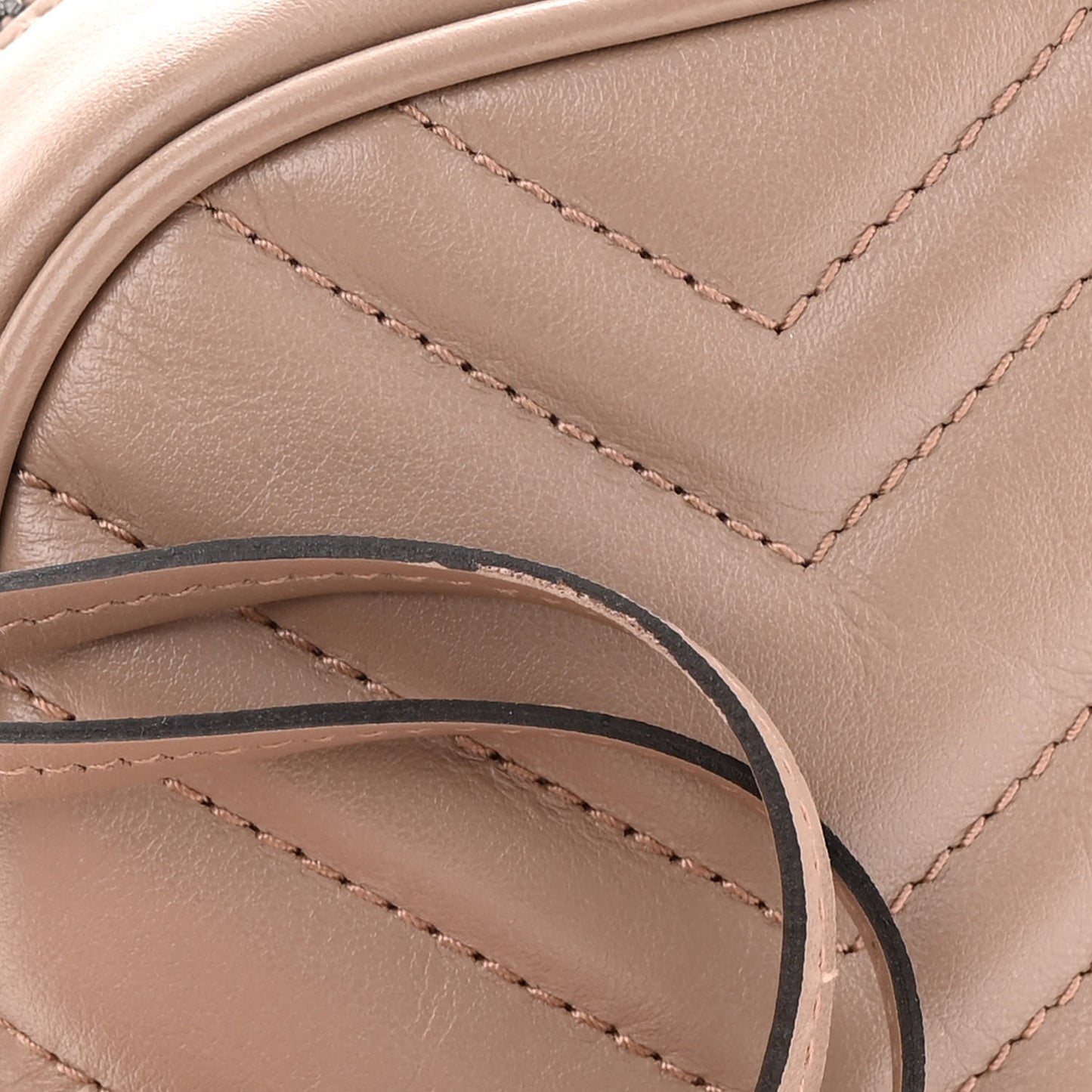 Calfskin Matelasse Small GG Marmont Chain Shoulder Bag Porcelain Rose