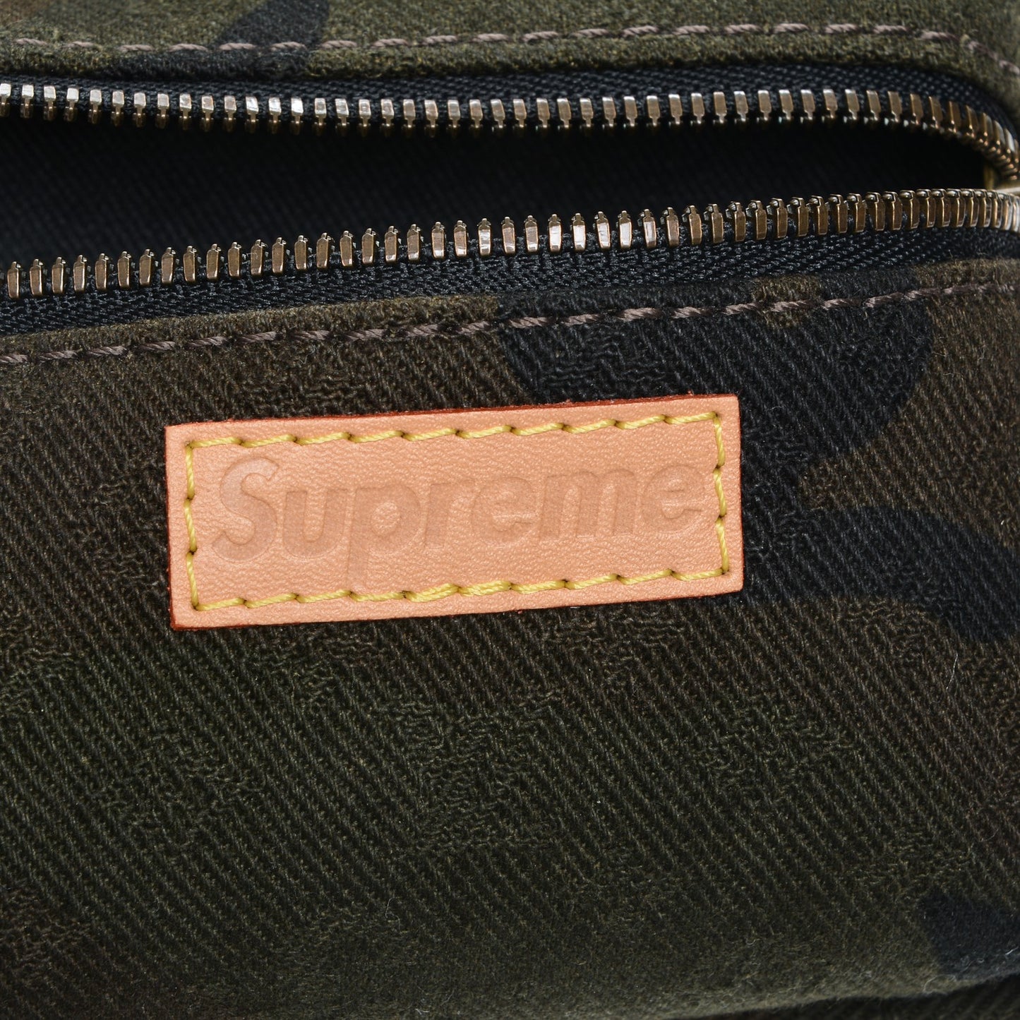 X SUPREME Camouflage Nano Apollo Backpack Bag Charm