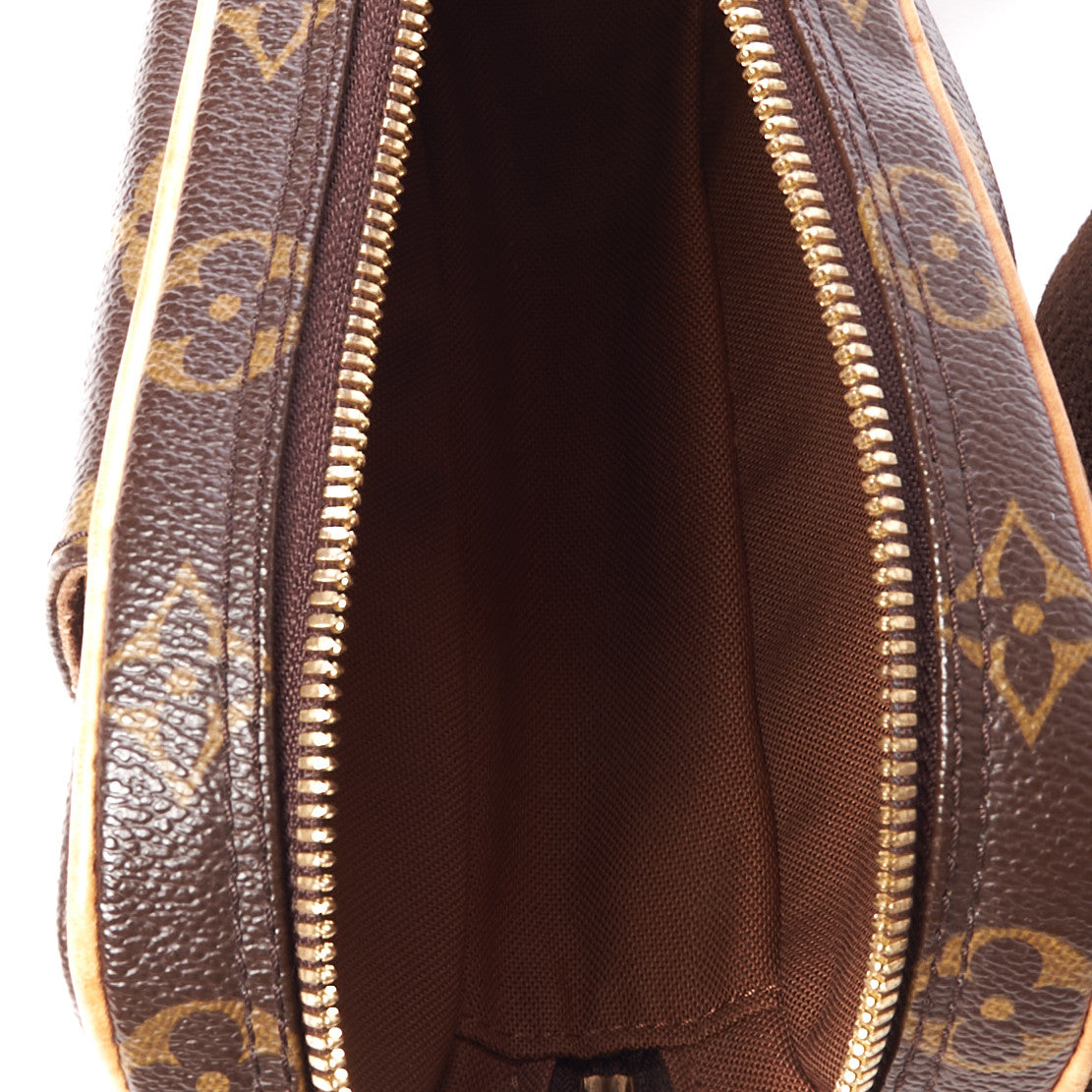 Louis Vuitton Monogram Pochette Gange 7 of 8