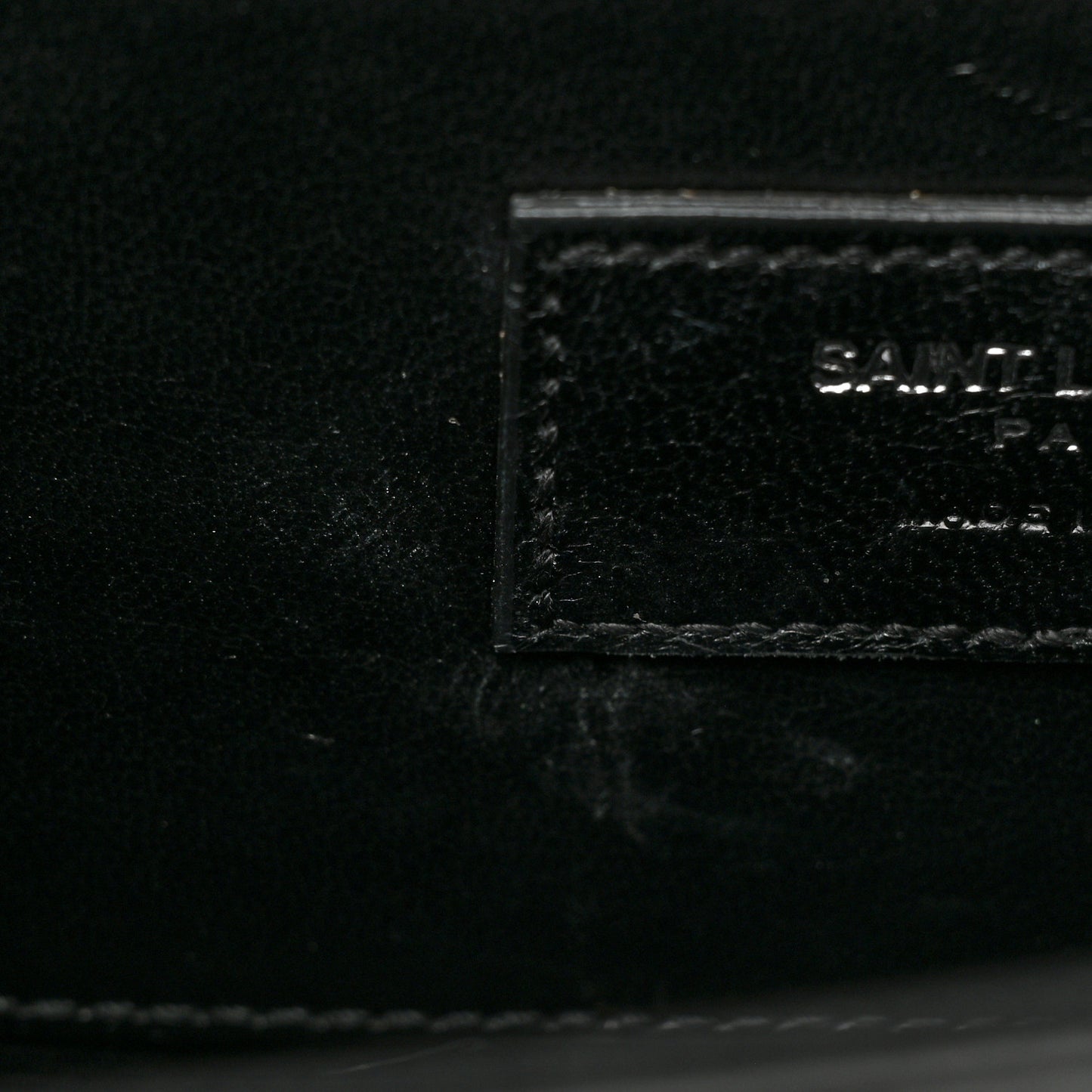 Grain De Poudre Classic Monogram Kate Clutch Black