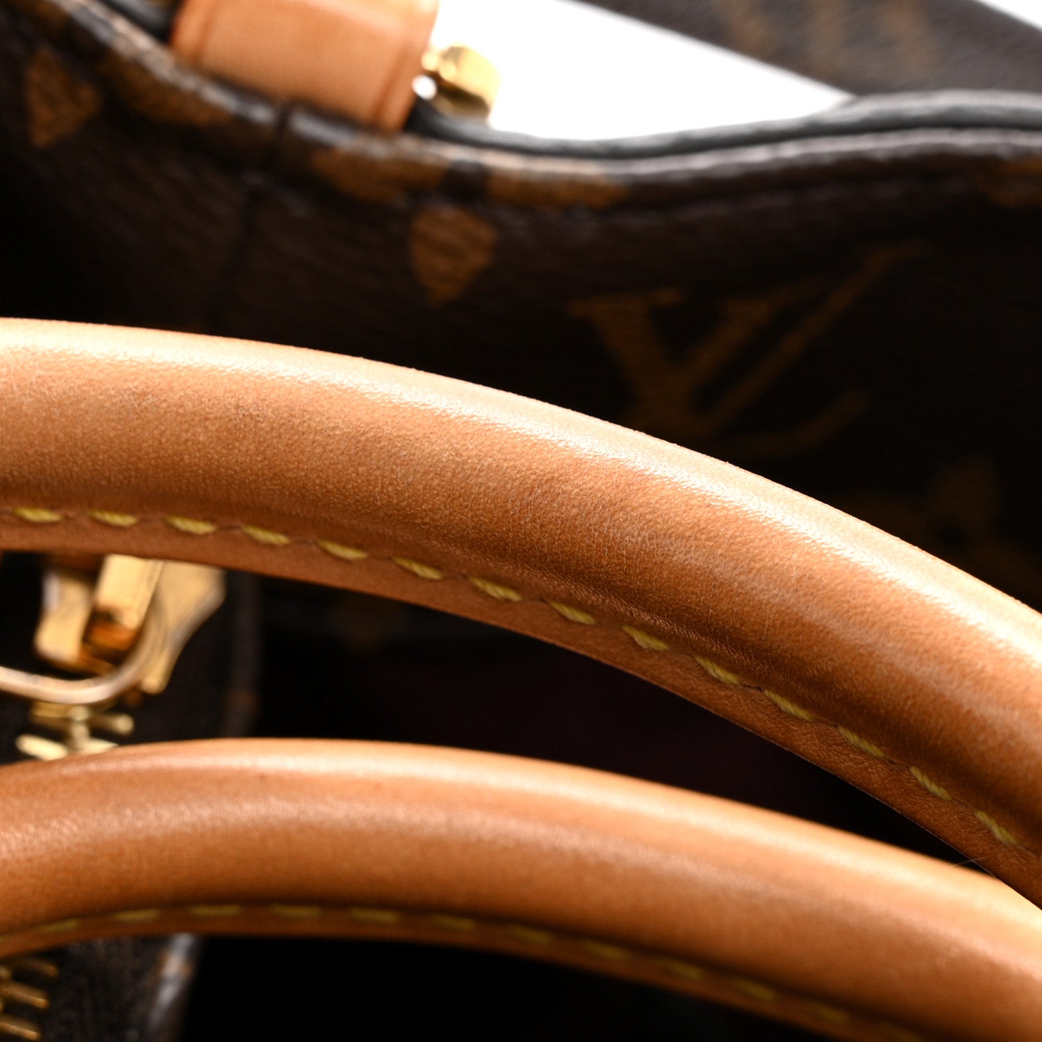 Louis Vuitton Monogram Montaigne MM 12 of 14