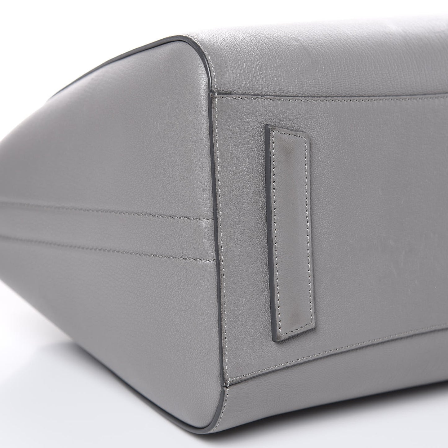 Sugar Goatskin Medium Antigona Pearl Grey