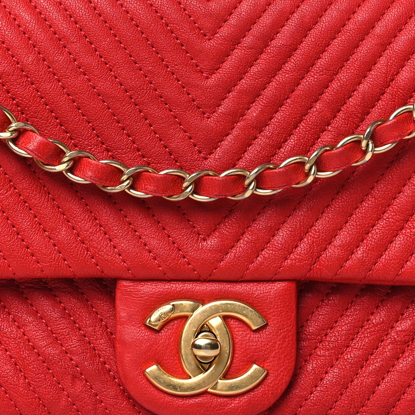 Calfskin Surpique Chevron Medium Flap Red