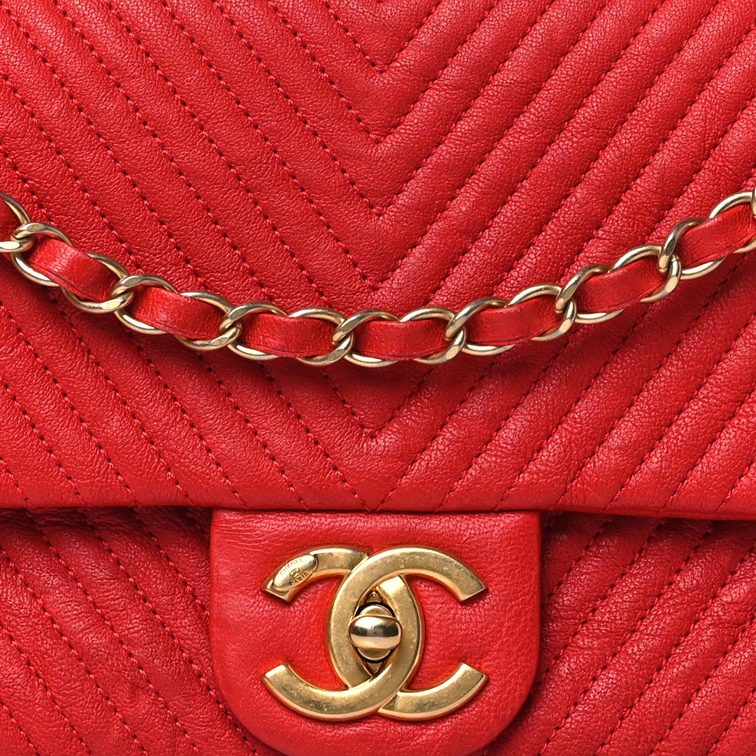 Chanel Calfskin Surpique Chevron Medium Flap Red 8 of 10