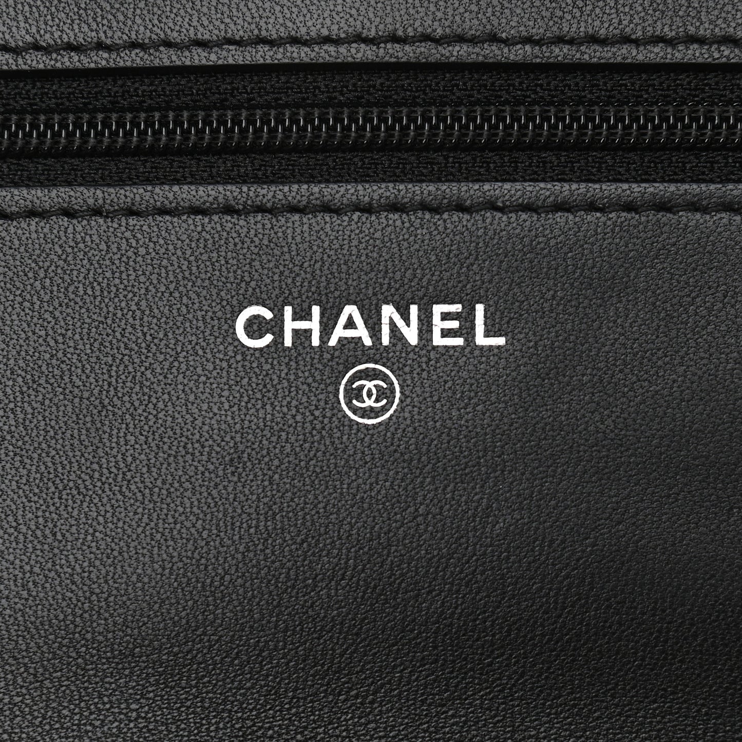 Lambskin Quilted Wallet On Chain WOC Black