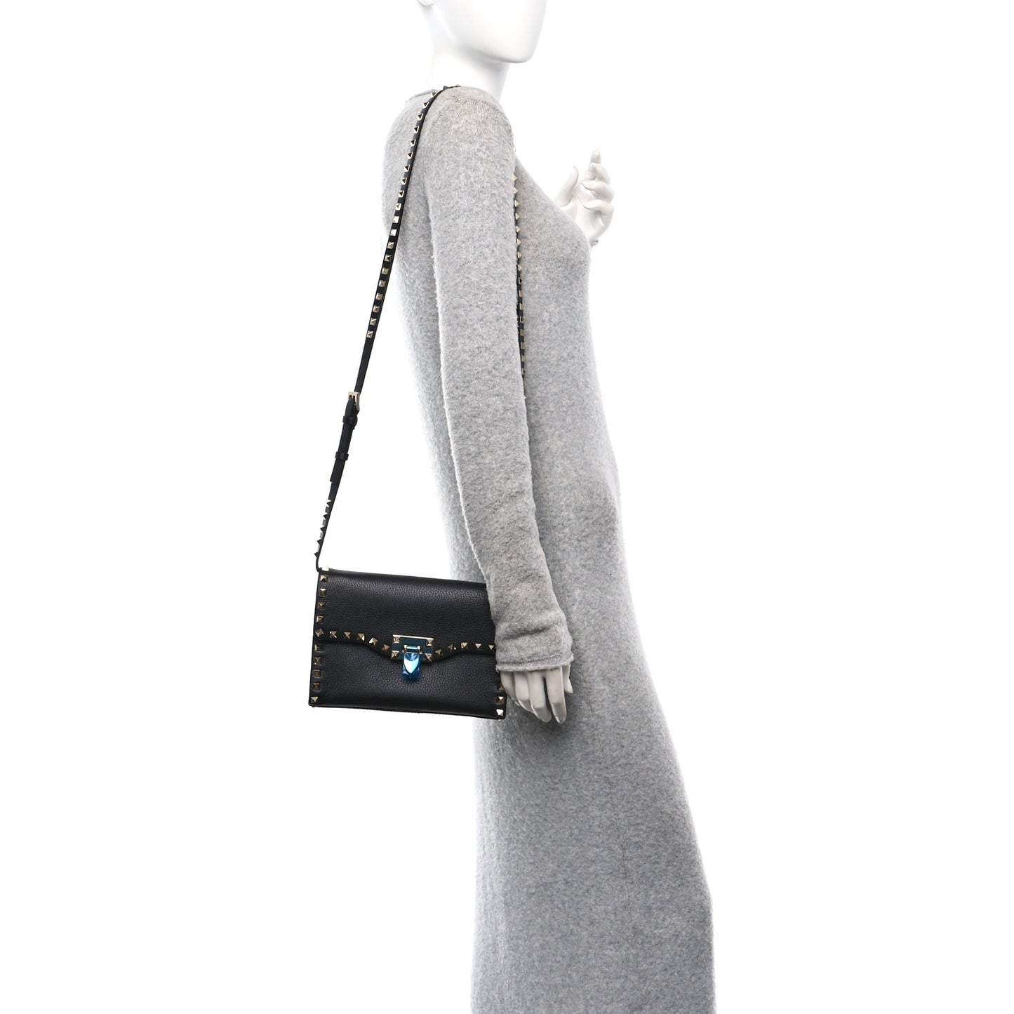 Pebbled Calfskin Medium Rockstud Flip Lock Crossbody Bag Black