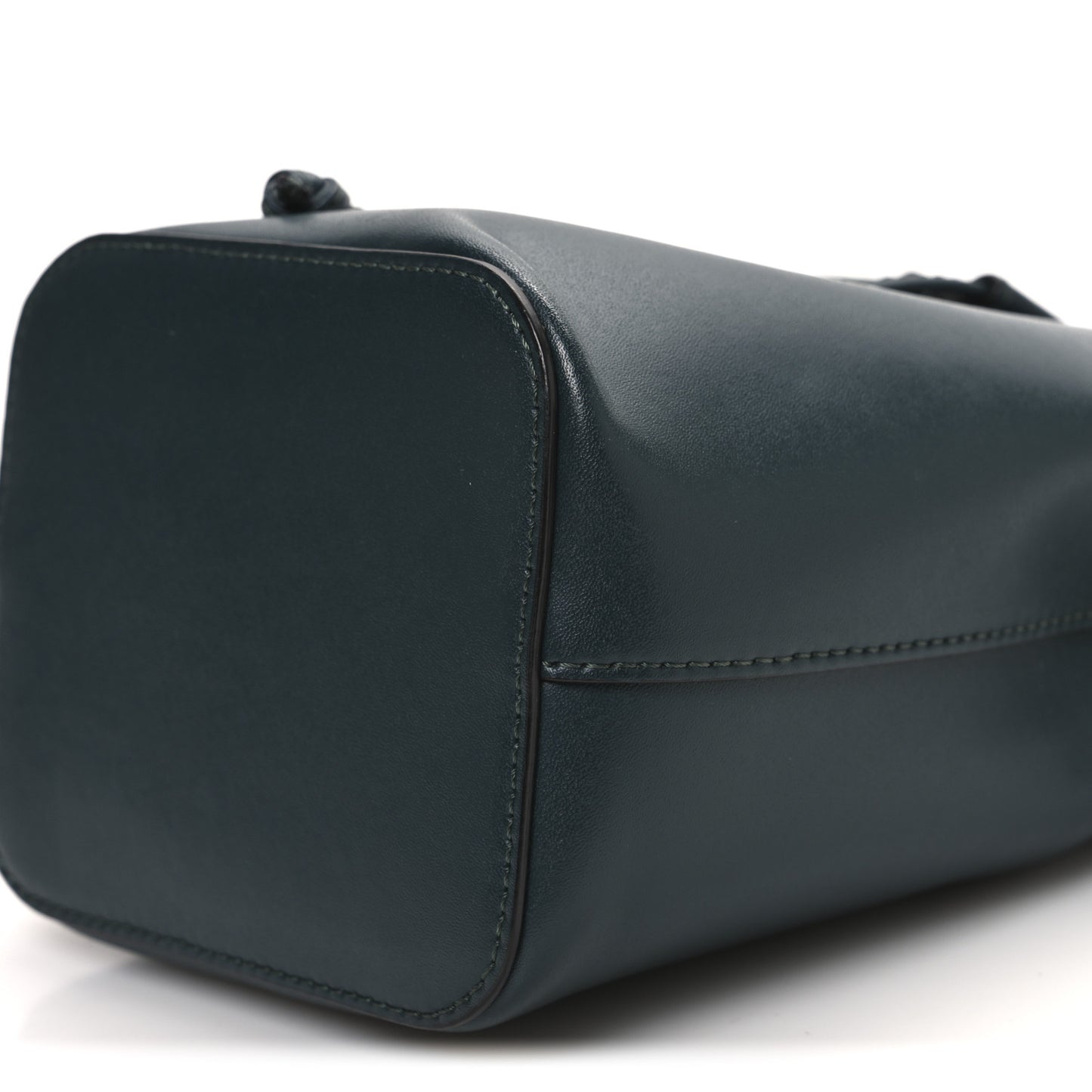 Vitello Liberty Lucido F is Fendi Mini Mon Tresor Bucket Bag Green