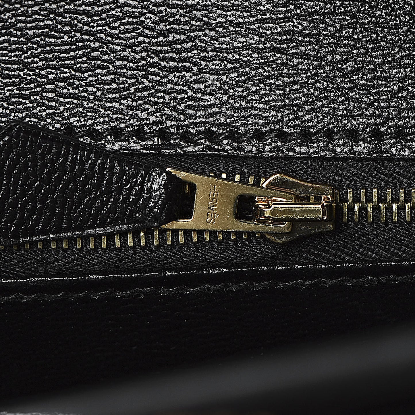 Shiny Porosus Crocodile Birkin 35 Black