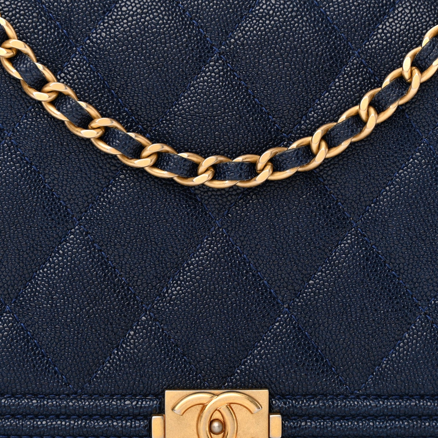 Caviar Quilted Boy Wallet On Chain WOC Navy