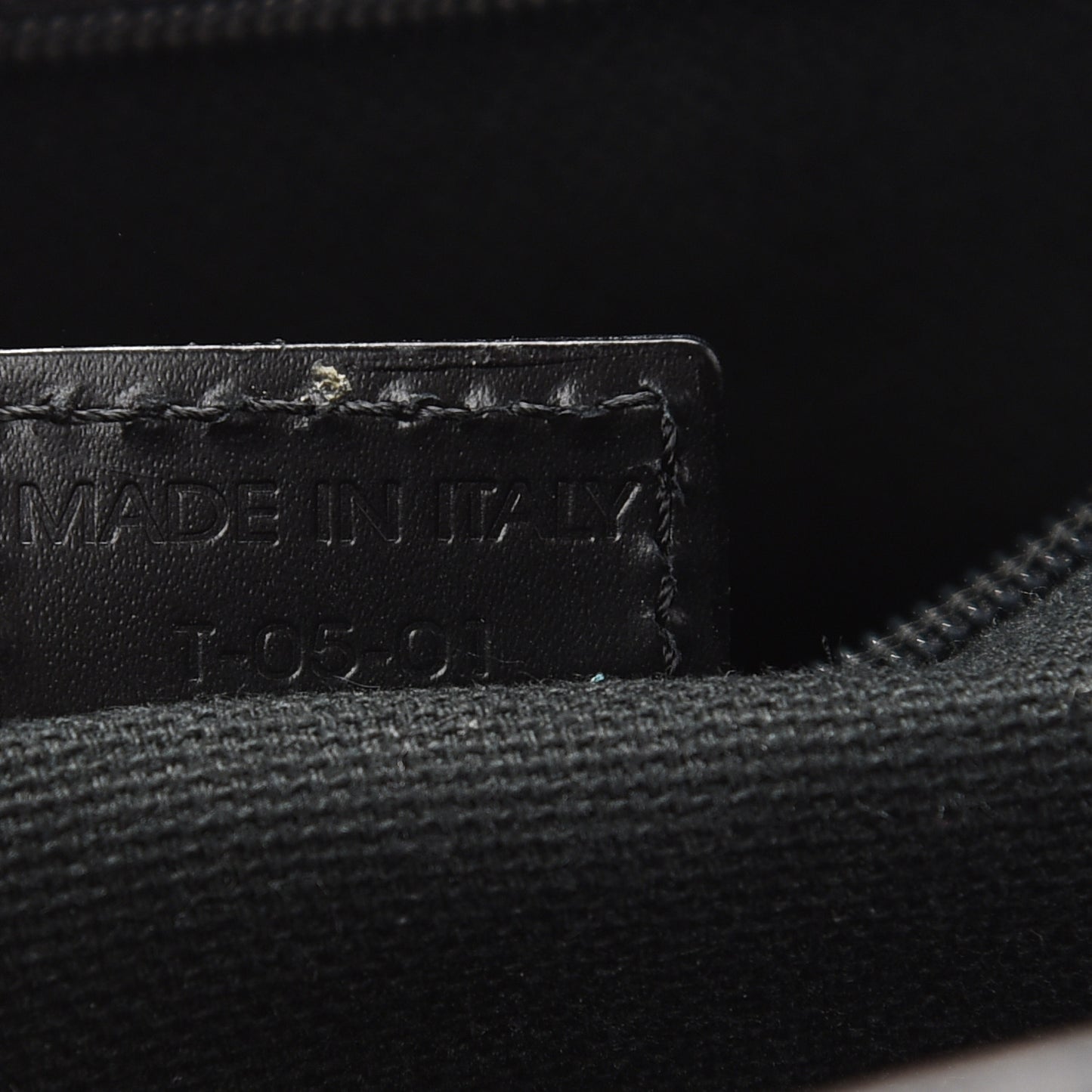 House Check Buckle Tote Black