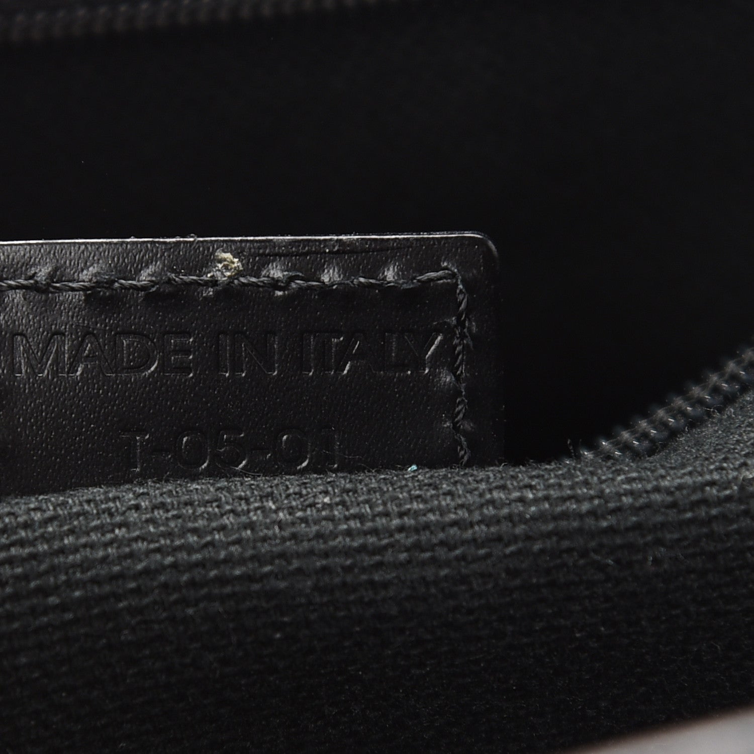 Burberry House Check Buckle Tote Black 7 of 10