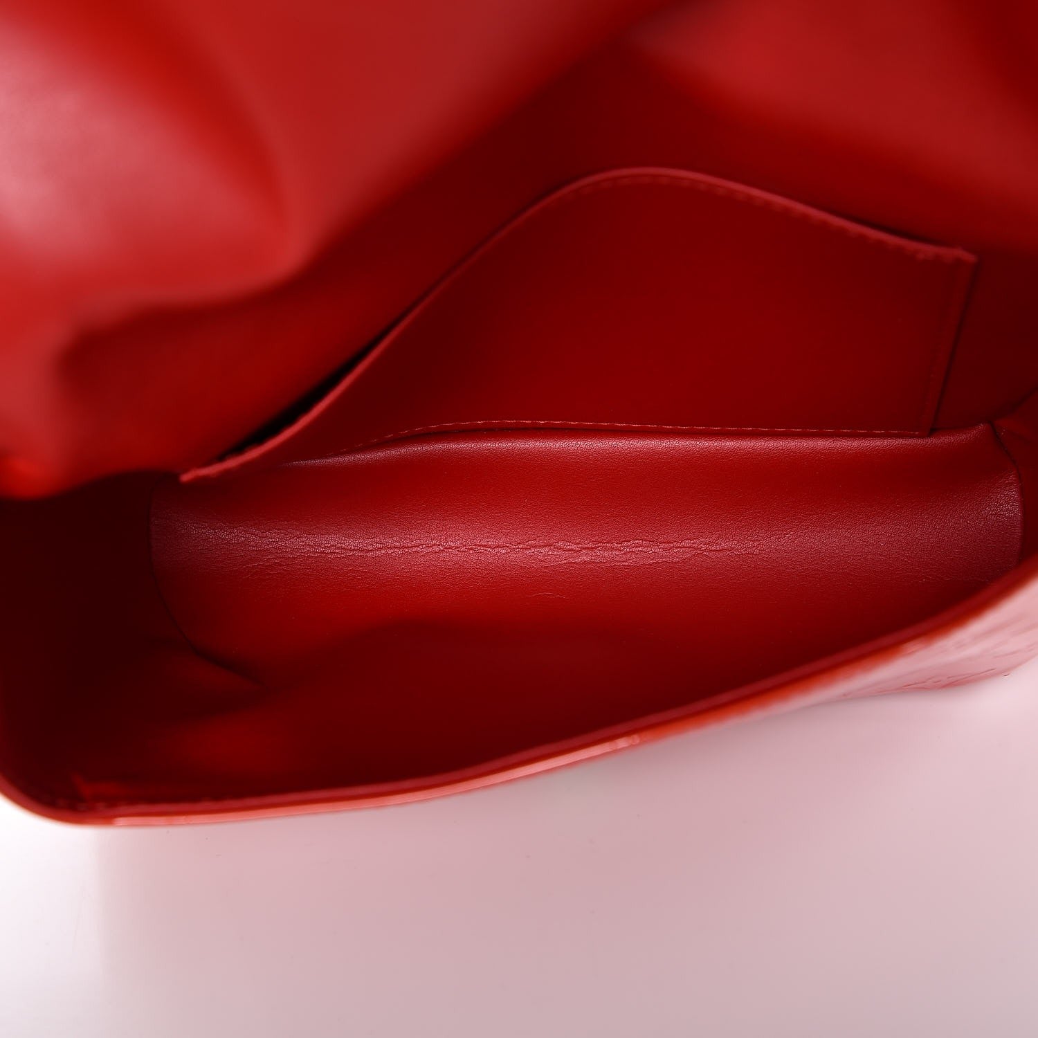 Louis Vuitton Vernis Thompson Street Rouge 5 of 10