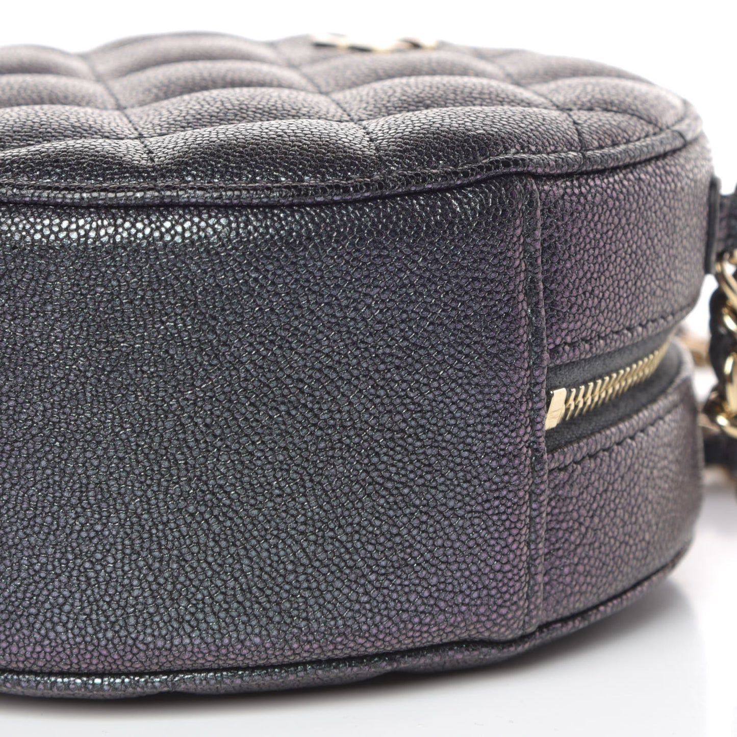 Iridescent Caviar Quilted Round Clutch With Chain Black