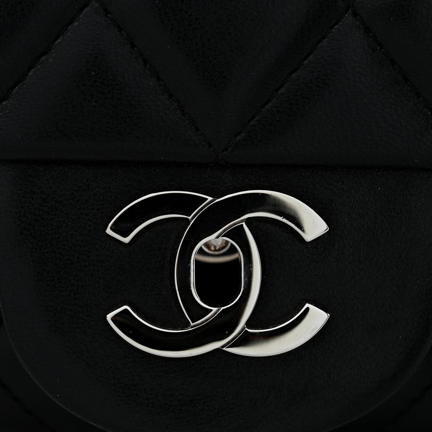 Lambskin Quilted Jumbo Single Flap Black