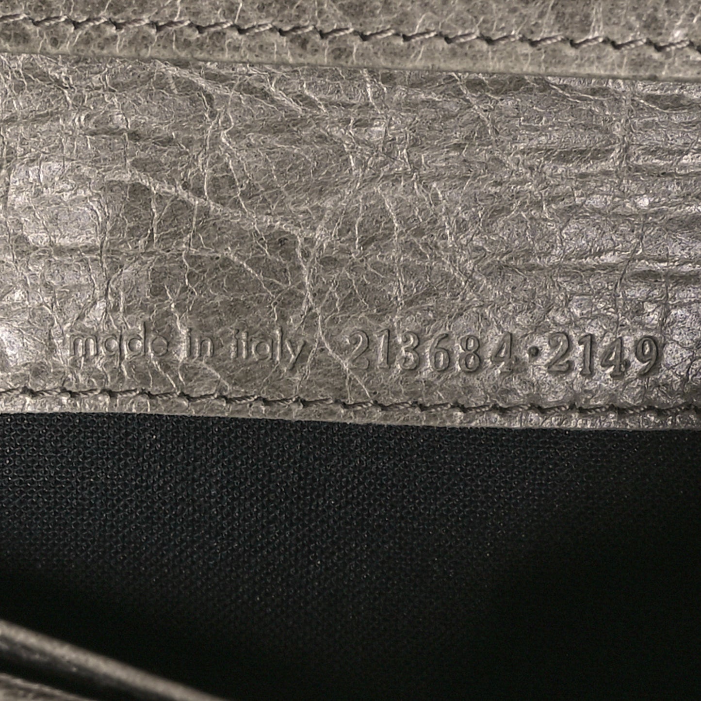 Agneau Giant Brogues Hardware Compagnon Wallet Galet