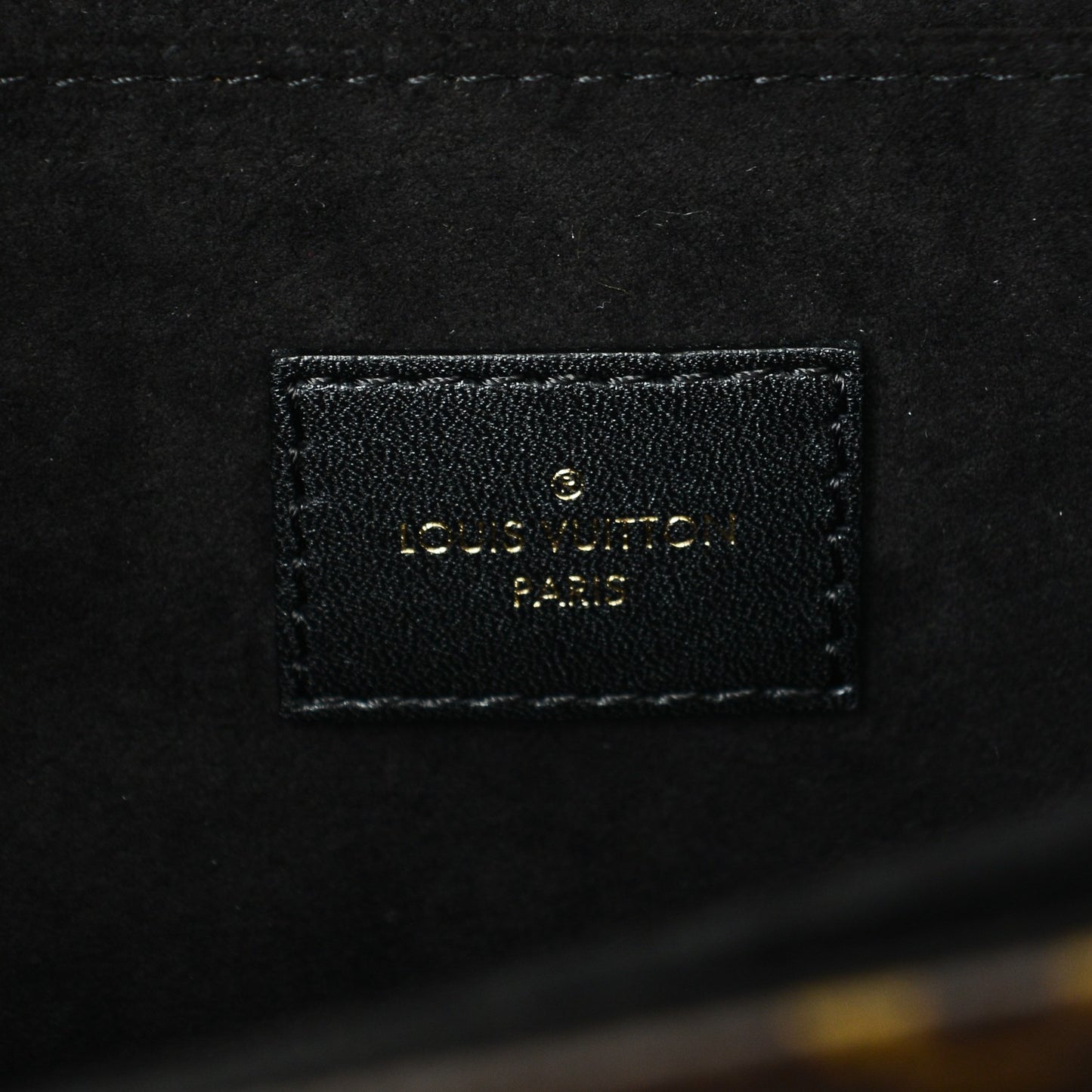 Reverse Monogram Pochette Metis