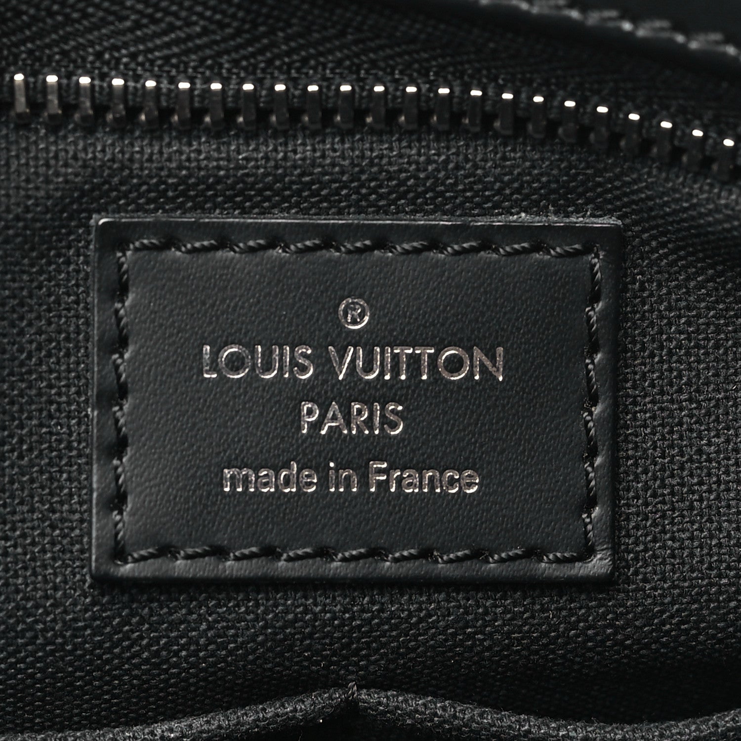 Louis Vuitton Damier Graphite Thomas 5 of 7