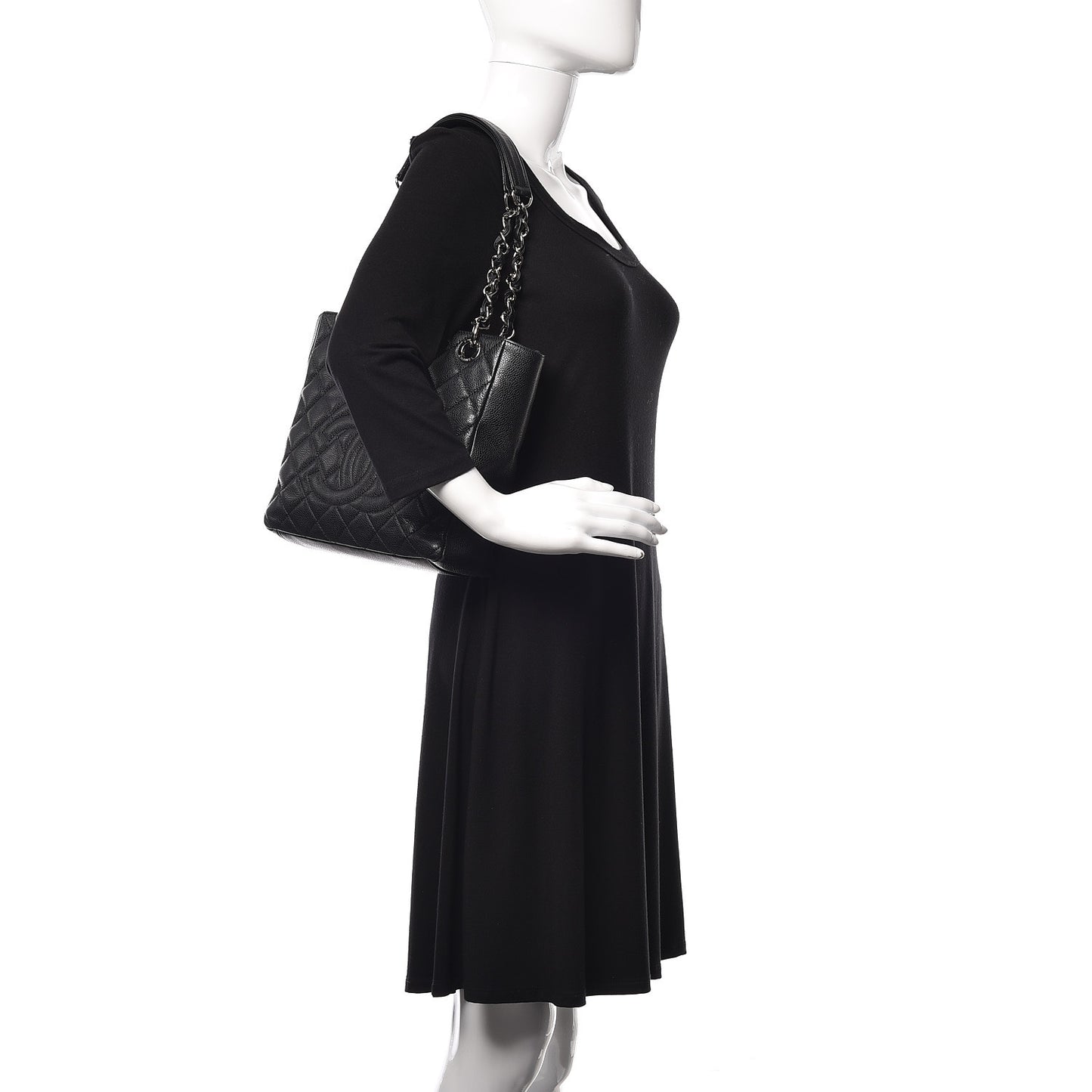 Caviar Quilted Petit Shopping Tote PST Black