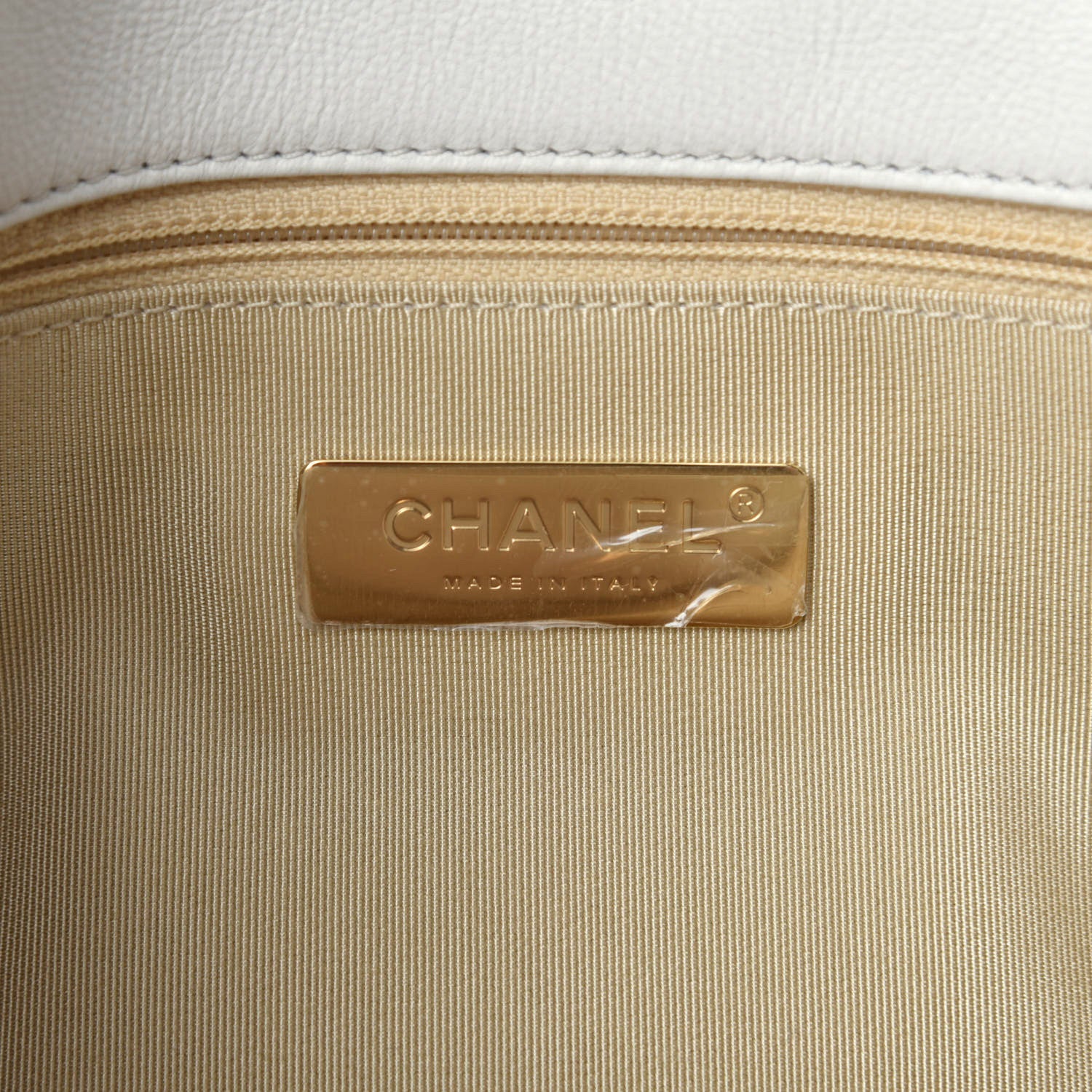 Chanel Goatskin Quilted Medium 19 Flap White 7 of 17