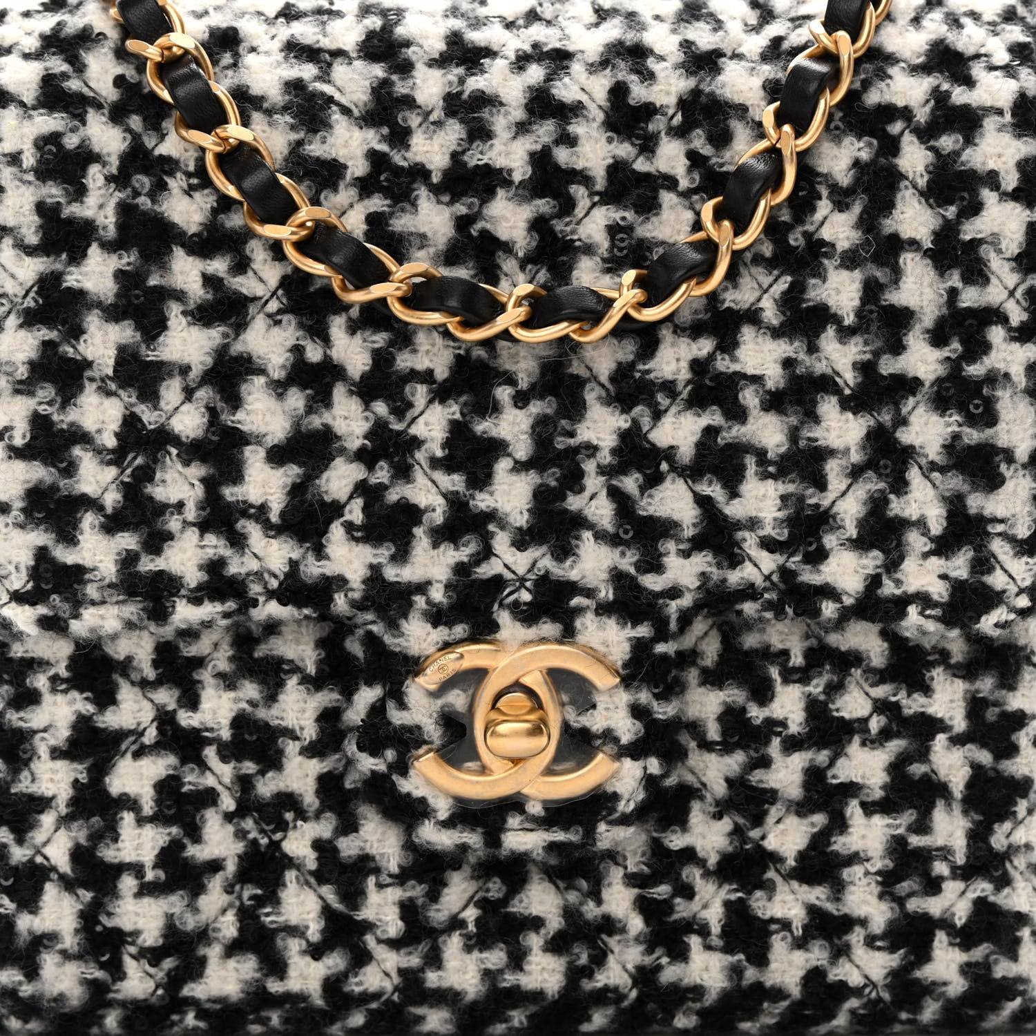 Chanel Tweed Houndstooth Quilted Mini Square Flap White Black 8 of 11