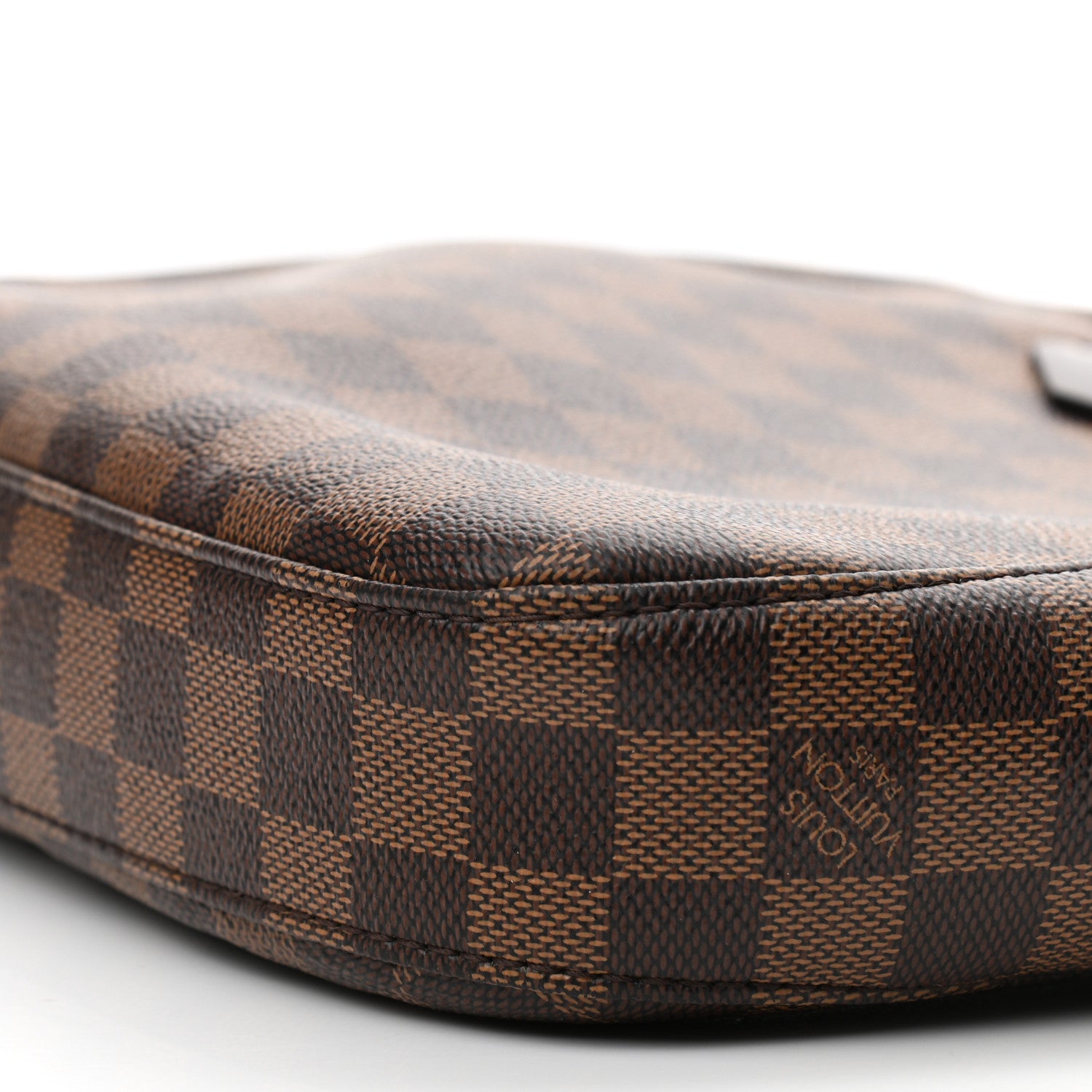Louis Vuitton Damier Ebene South Bank Besace 10 of 10