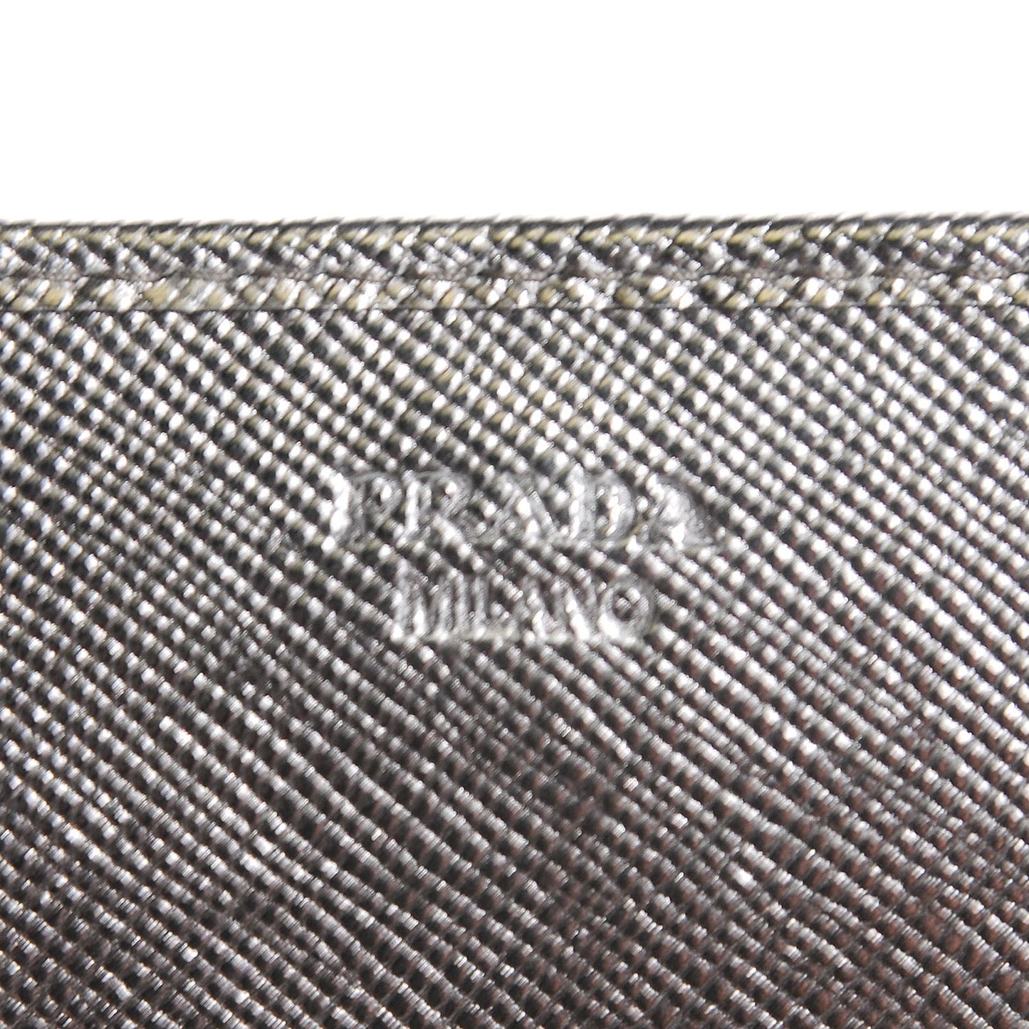 Saffiano Metal Oro Chain Wallet Cromo