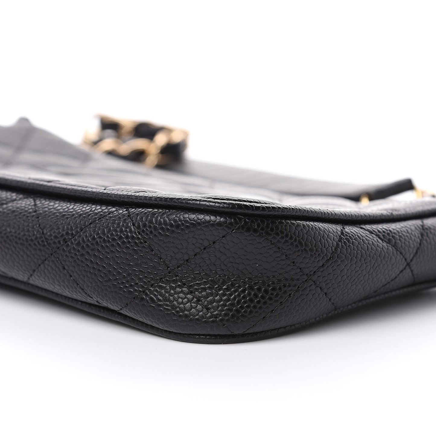 Caviar Quilted CC Shoulder Bag Black