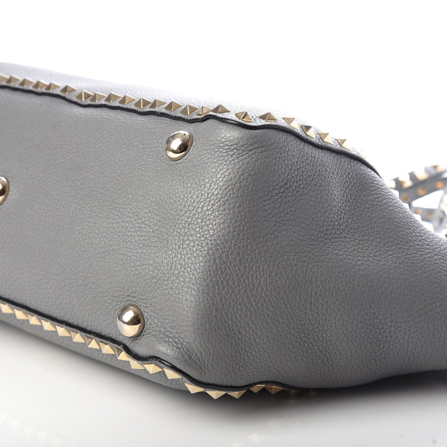 Pebbled Calfskin Medium Rockstud Tote Grey
