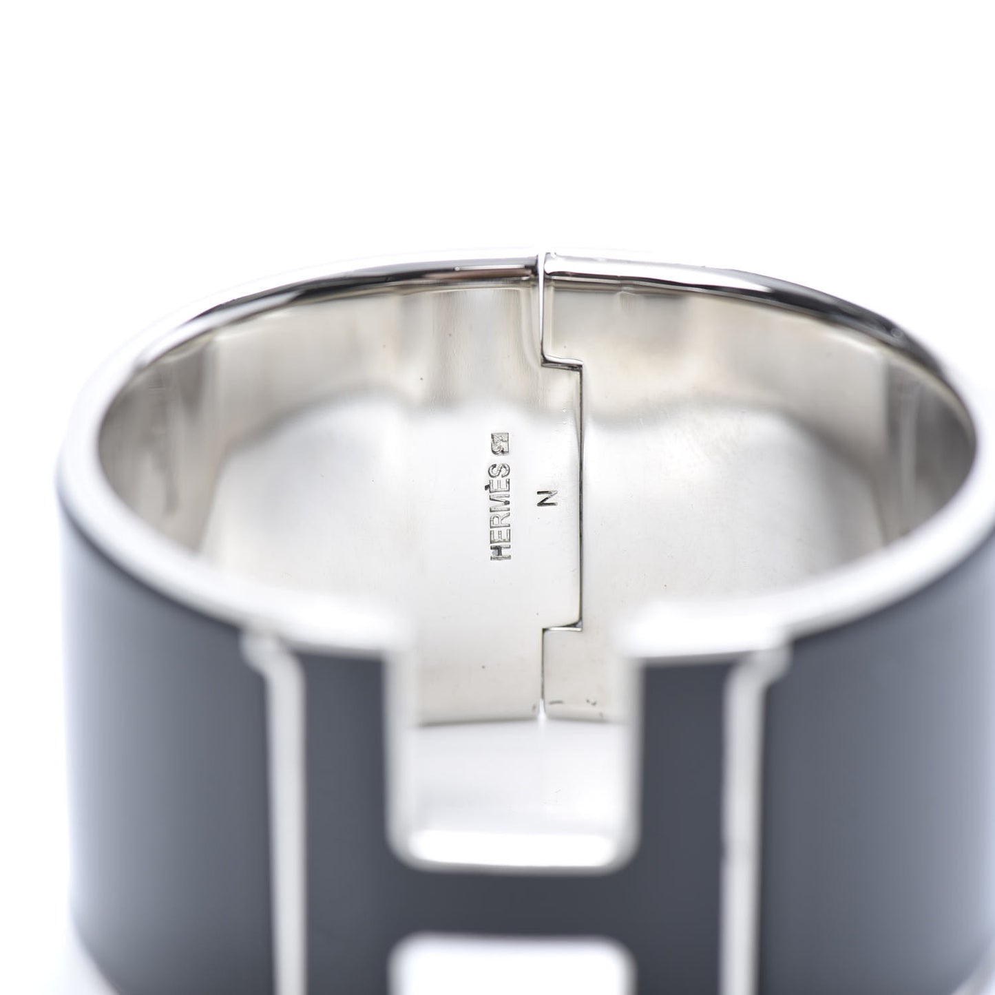 Enamel Extra Wide Clic Clac H Bracelet PM Black