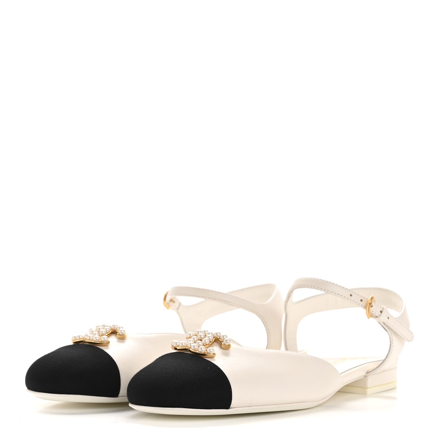 Lambskin Grosgrain Cap Toe Pearl CC Mary Jane Slingback Flats 38 Black White