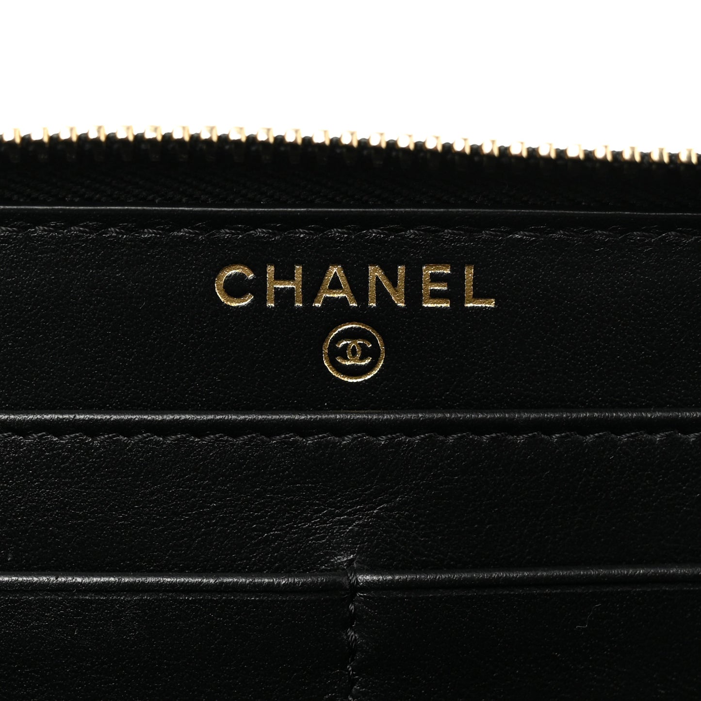 Caviar Quilted Filigree Zip Around Wallet Black