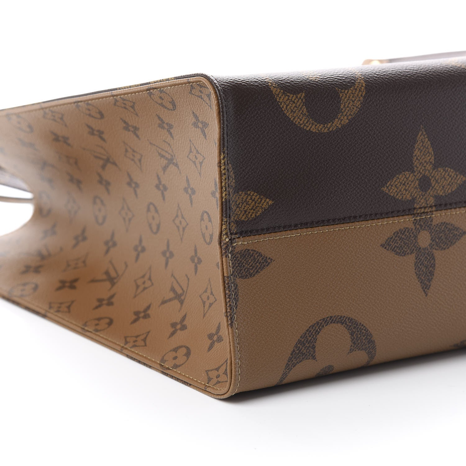 Louis Vuitton Reverse Monogram Giant Onthego GM 5 of 8