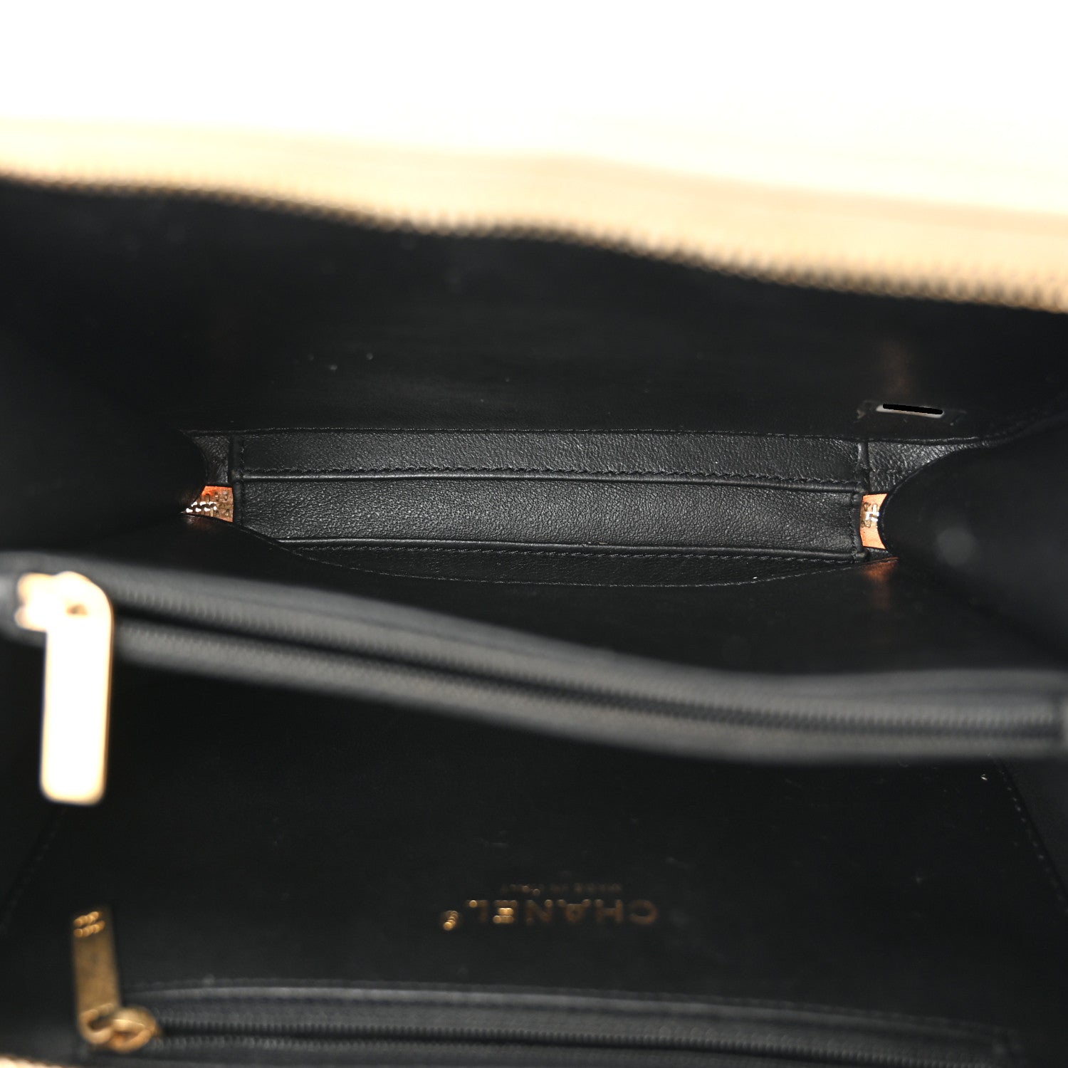 Chanel Caviar Quilted Medium CC Filigree Vanity Case Beige Black 5 of 13