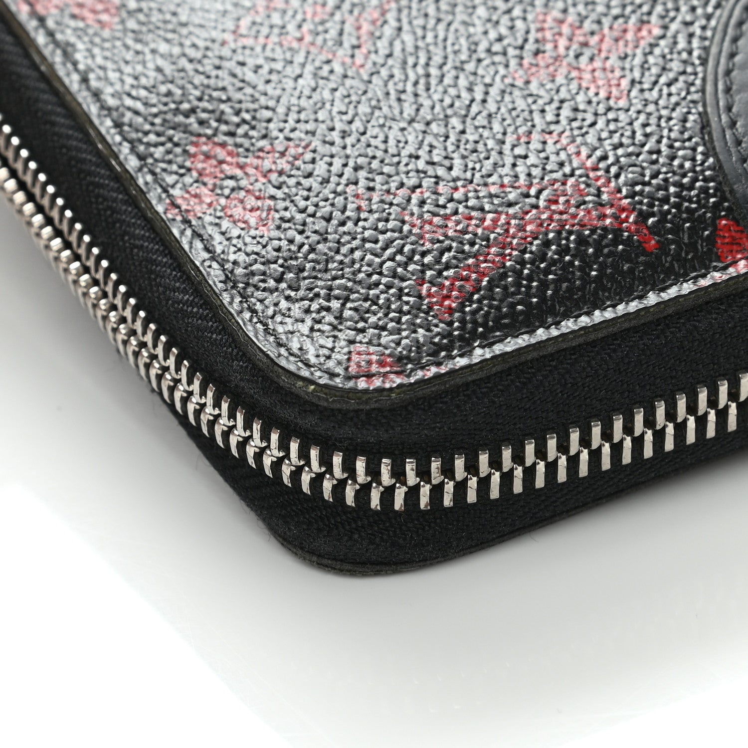 Louis Vuitton Monogram Infrarouge Zippy Wallet 10 of 14